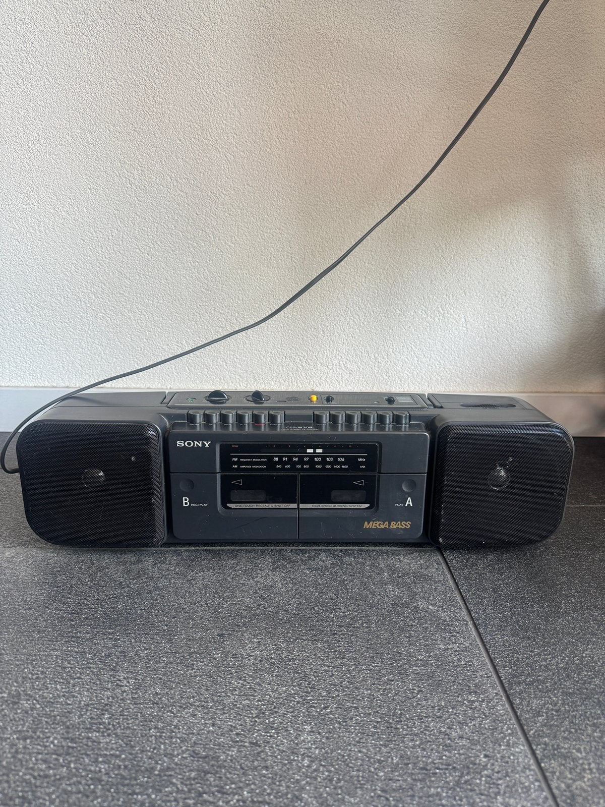 Vintage Sony CFS-W308 Boombox Stereo, Ophalen, Gebruikt, Sony, Tuner of Radio