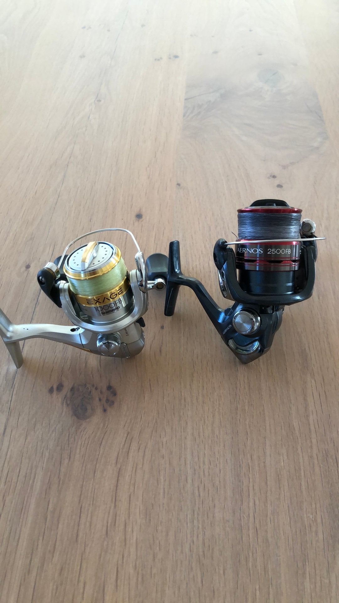 2 x shimano spinmolen aernos en exage, Ophalen of Verzenden, Zo goed als nieuw, Molen