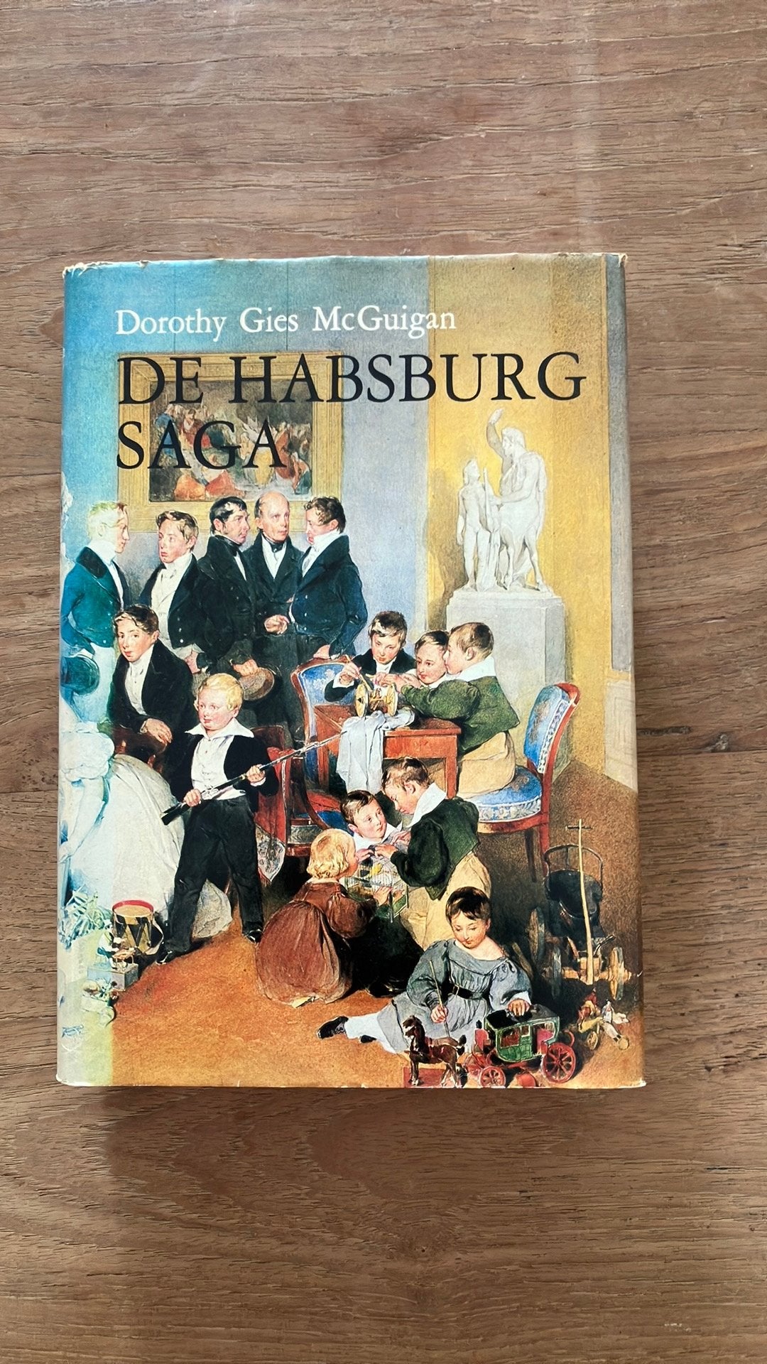 Dorothy Gies McGuigan - De Habsburg saga, Boeken, Ophalen of Verzenden, Gelezen