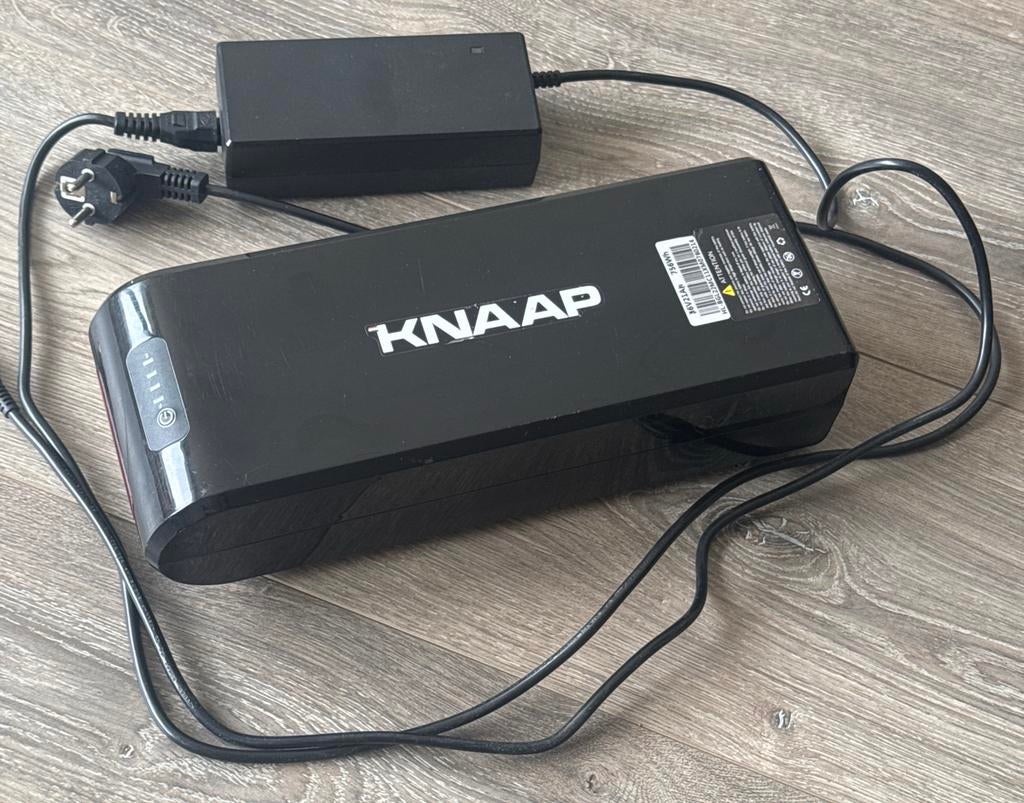 Originele Knaap Accu 756Wh(36V/21Ah)+Lader+Boekjes & Toolkit, Fietsen en Brommers, Ophalen, Zo goed als nieuw