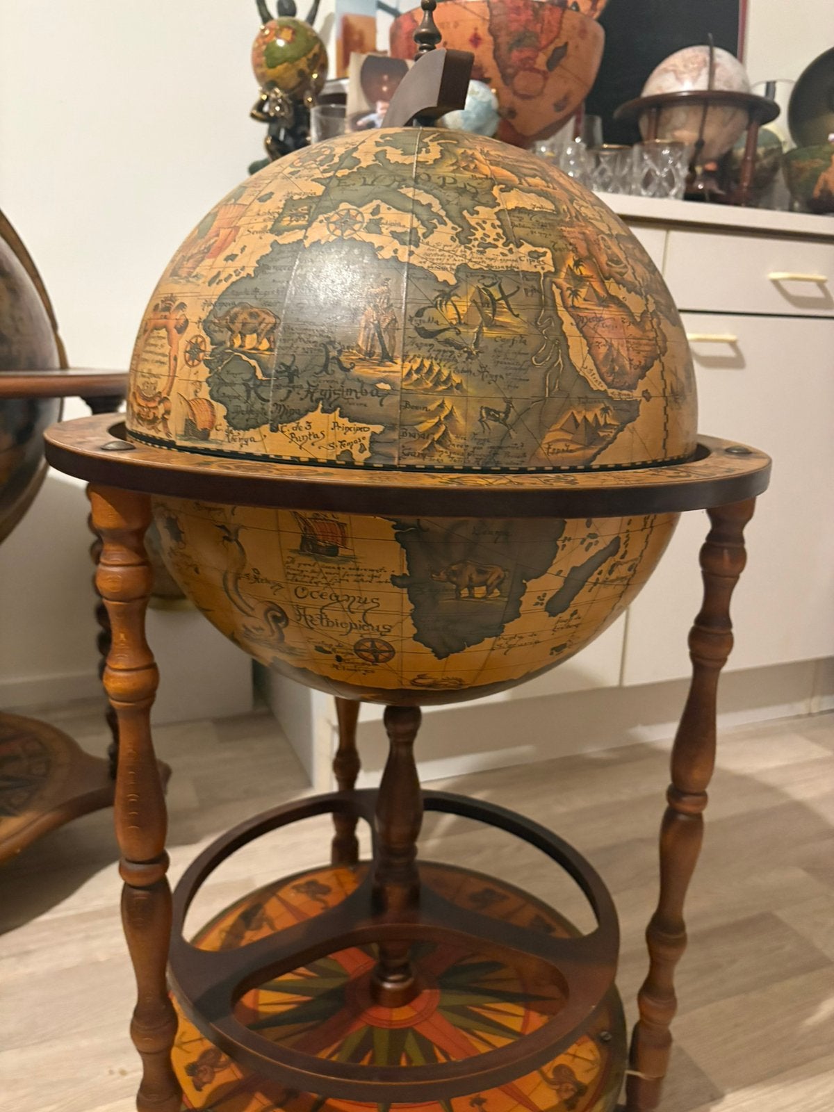 ITALIAANSE bar globe drank bol wereldbol globebar barglobe, Ophalen, Zo goed als nieuw