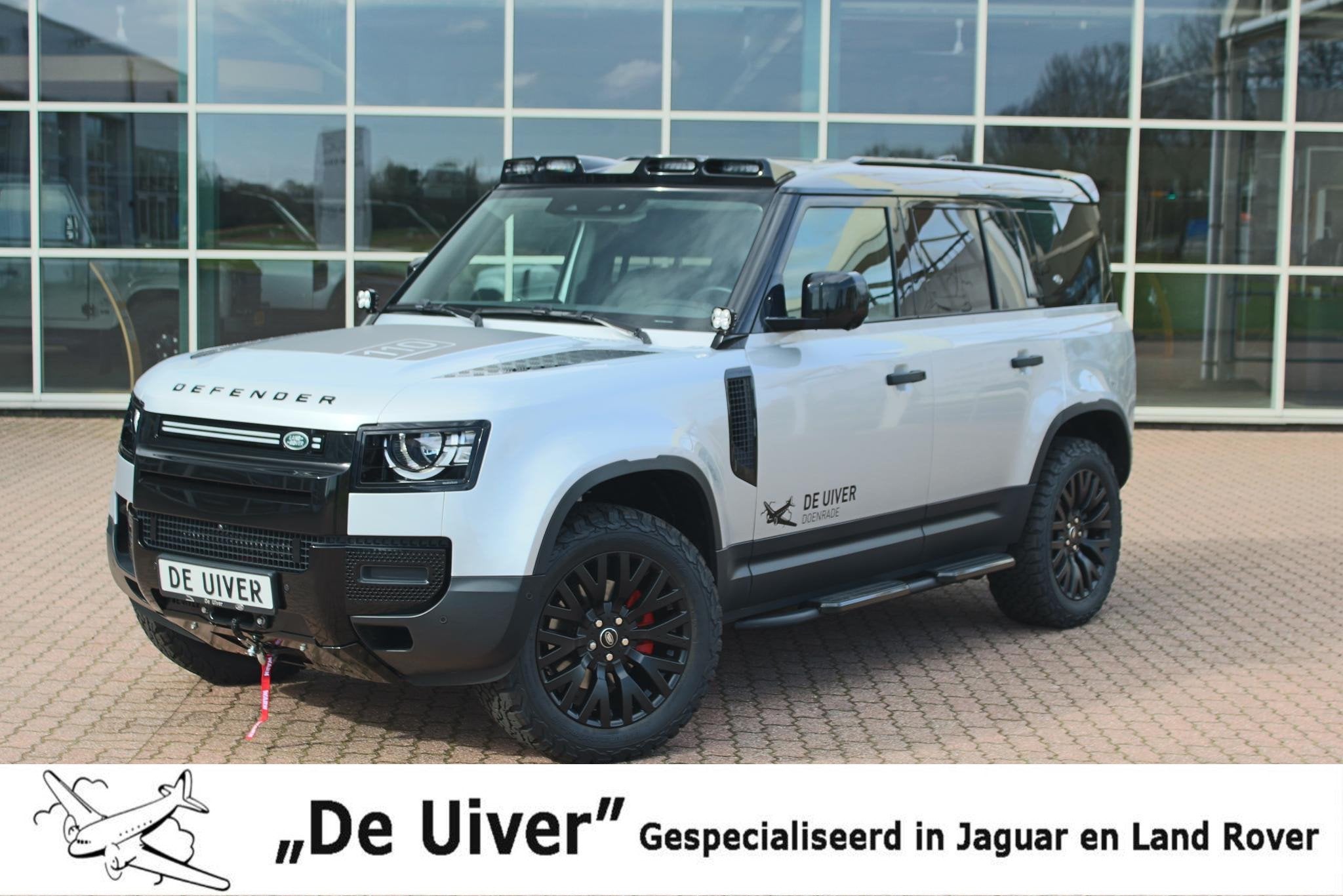 land rover Defender D240 110 S 7 Seater incl. Btw / BPM geel, Auto's, Automaat, 12 maanden, Gebruikt, Euro 6