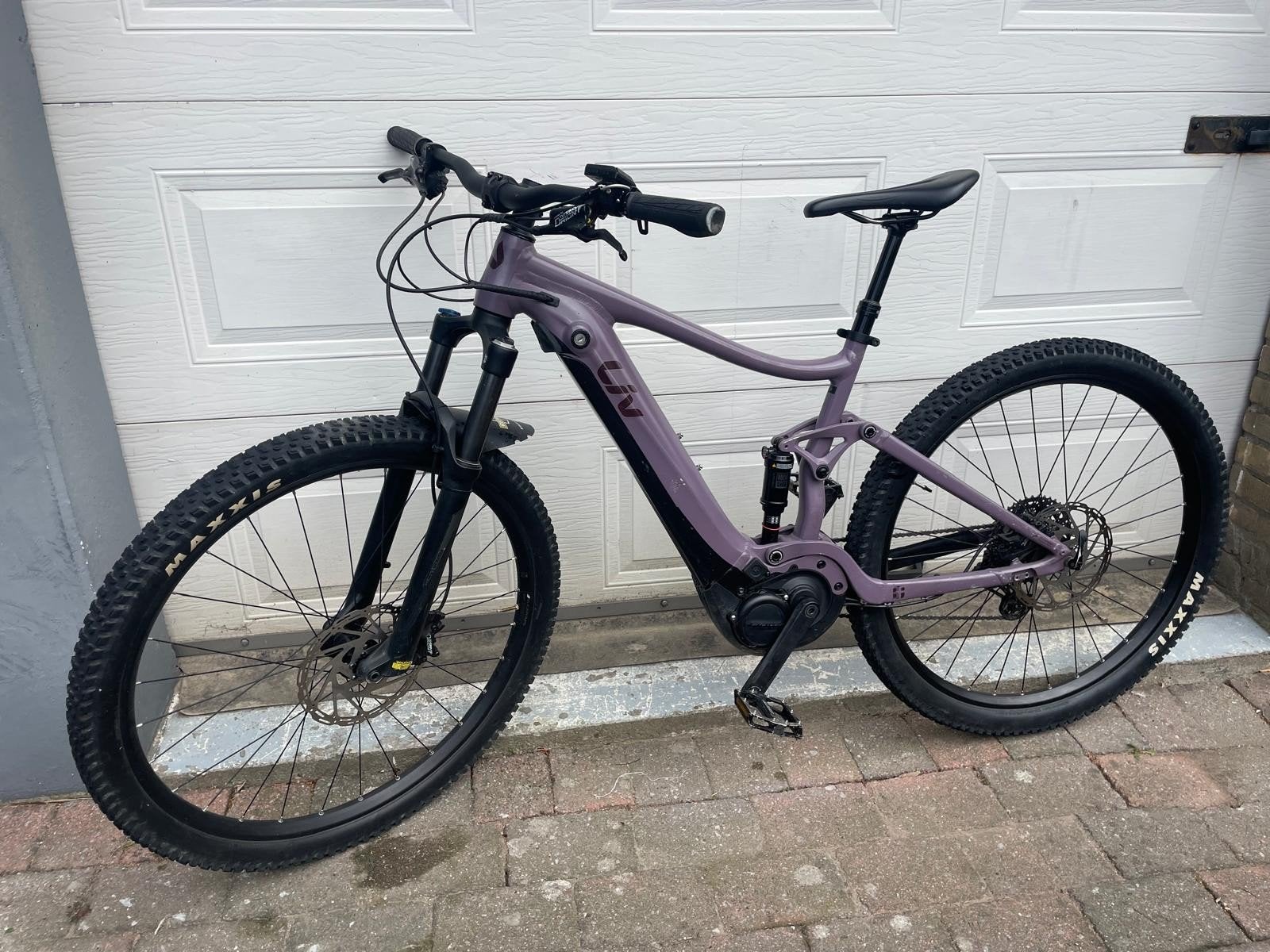 Liv Embolden E+ 2 maat M elektrische Mountainbike emtb, Fietsen en Brommers, Elektrische fietsen, Ophalen, Gebruikt, 50 km per accu of meer