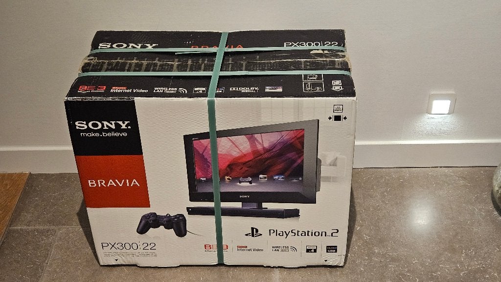 Sony Bravia KDL-22PX300 PS2 TV Hybride - Sealed / Nieuw, Spelcomputers en Games, Ophalen, Nieuw, Zwart, Met 1 controller
