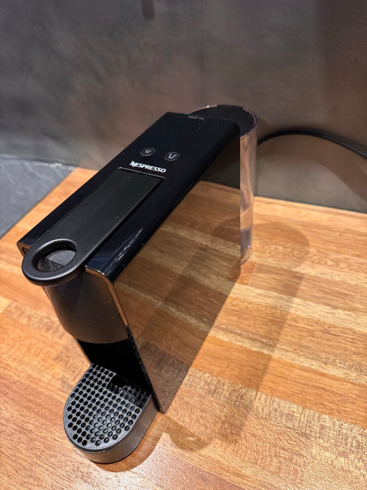 Nespresso apparaat - Werkt perfect!, Witgoed en Apparatuur, Espresso apparaat, Ophalen of Verzenden, Zo goed als nieuw, 1 kopje