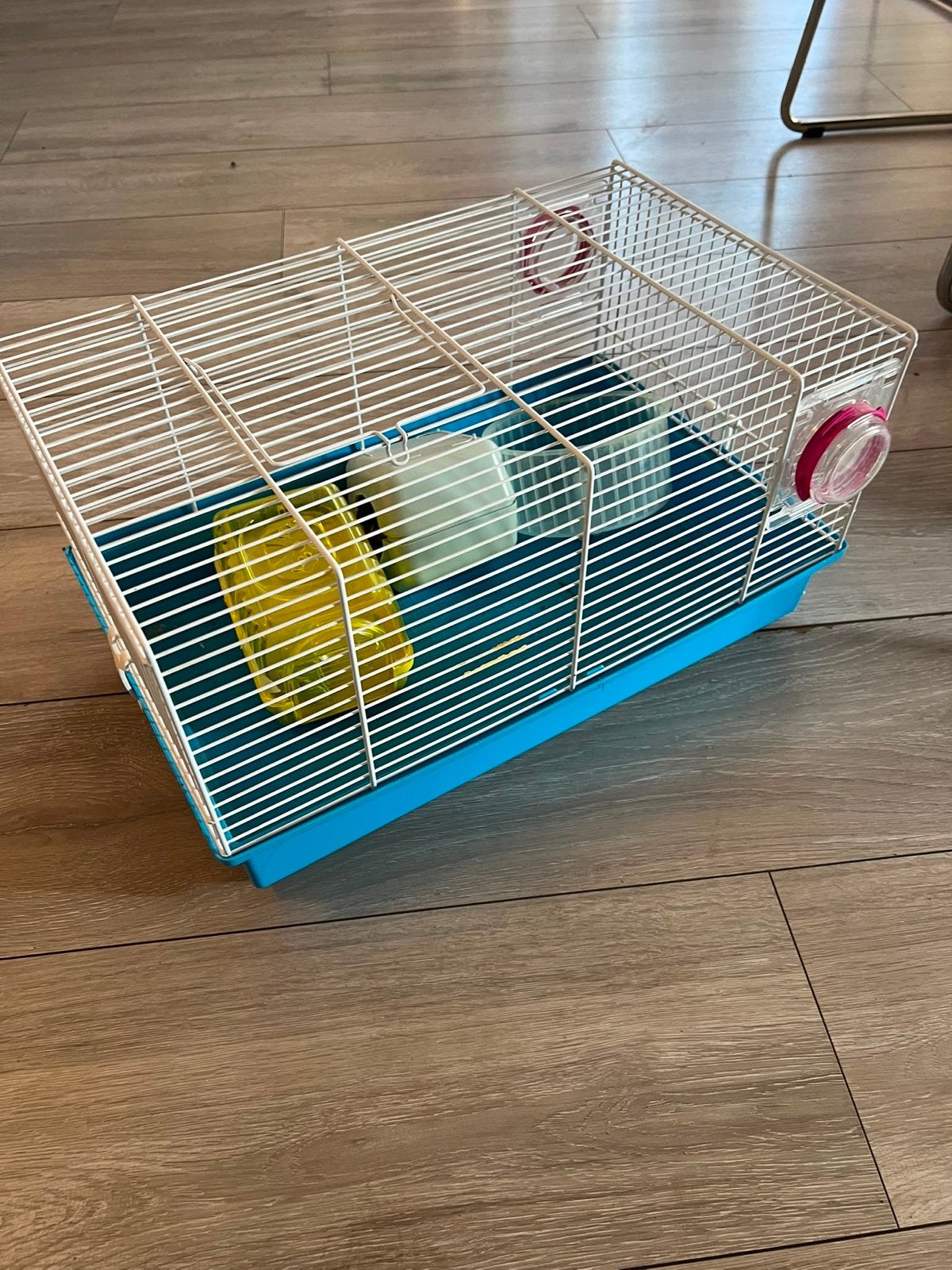 Hamsterhok, Ophalen