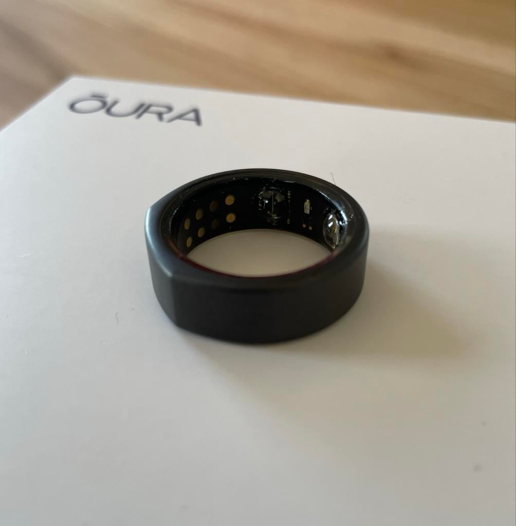Oura Ring Gen 3 Stealth - Maat 9 - Zeer Goede Staat, Sieraden, Tassen en Uiterlijk, Activity trackers, Ophalen of Verzenden, Zo goed als nieuw