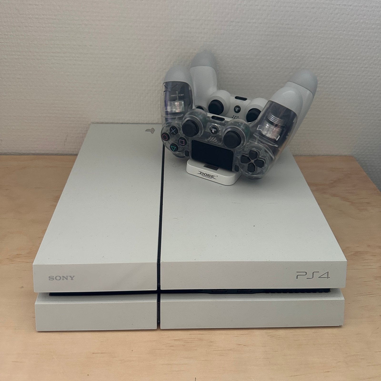 PlayStation 4 wit 500GB + 2 controllers, Ophalen, 500 GB, Met 2 controllers, Zo goed als nieuw