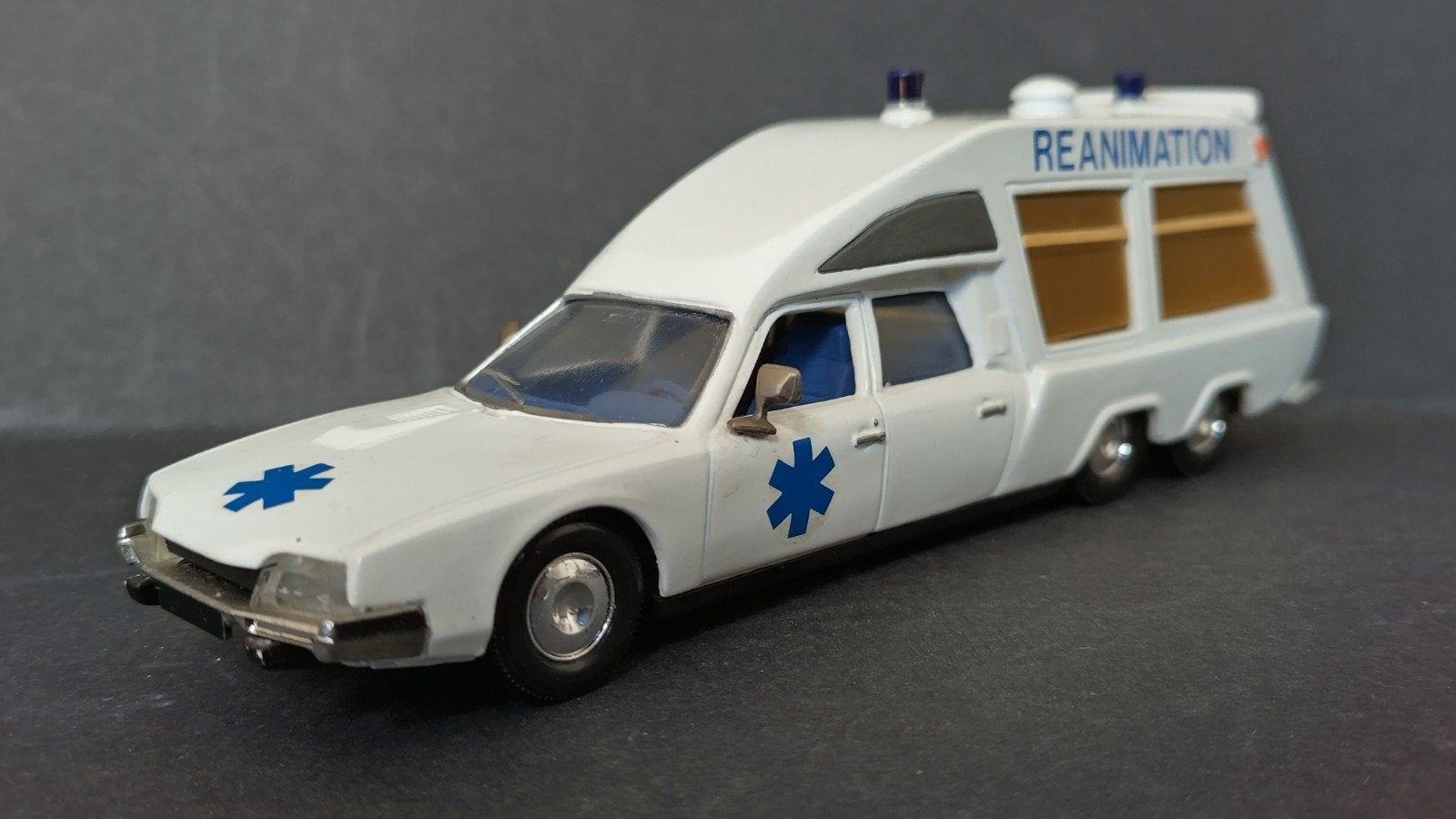 Citroen CX Ambulance Tissier 1:43 Esdo Pol, Overige merken, Auto, ., Nieuw
