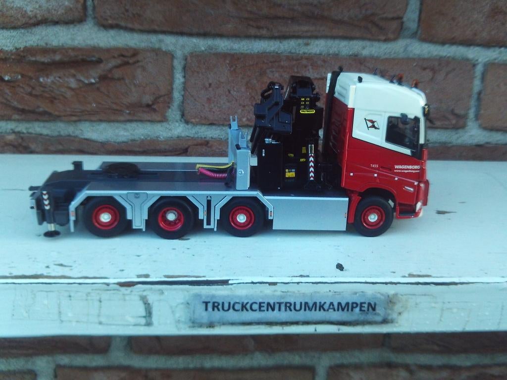 WSI  Volvo  FH5  Globetrotter  van  Wagenborg., Ophalen of Verzenden, Nieuw, Bus of Vrachtwagen, Wsi