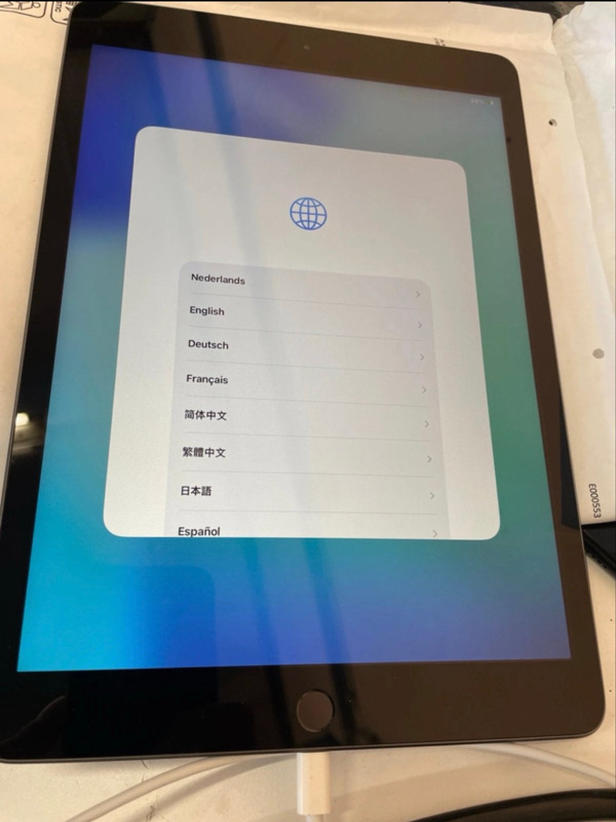 Apple iPad (8e generatie) 32GB Wi-Fi, Computers en Software, 10 inch, Apple, Apple iPad, Ophalen of Verzenden