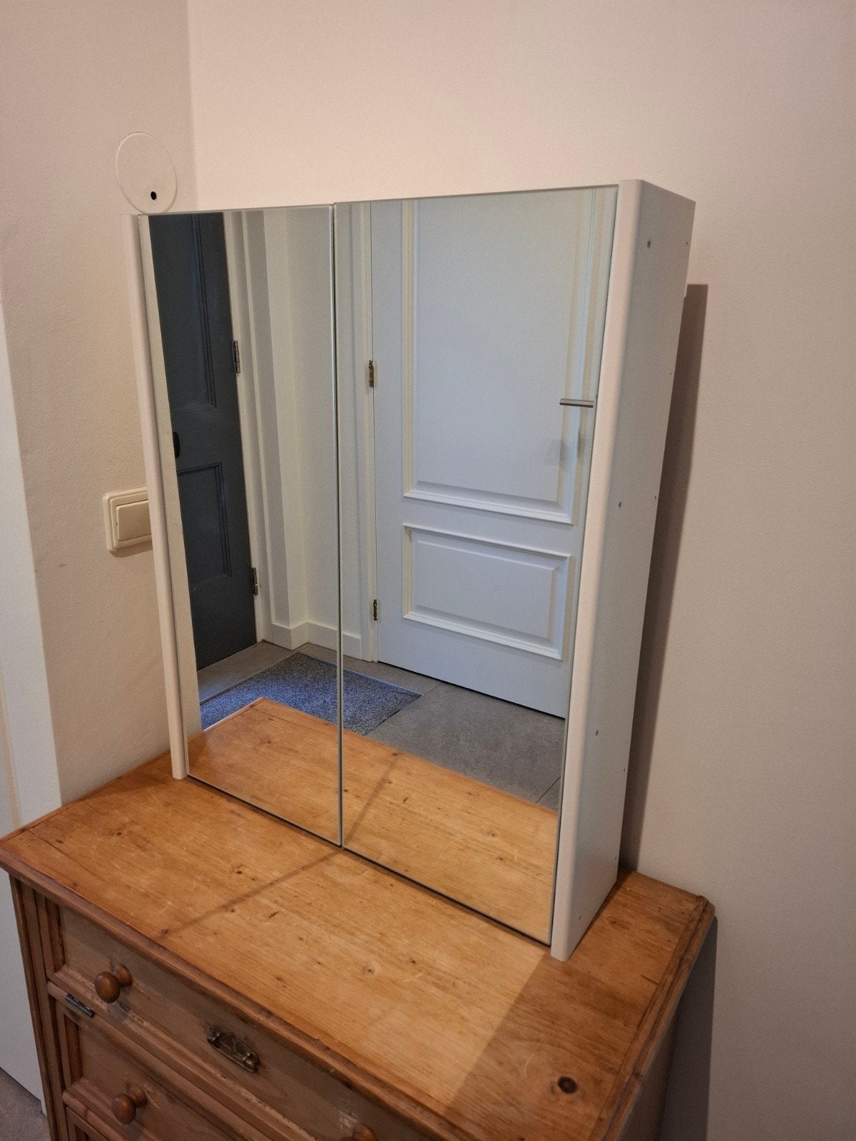 BADKAMER DUBBELZIJDIGE SPIEGELKAST 60cm, Huis en Inrichting, Badkamer | Badkamermeubels, Ophalen, Spiegelkast, 50 tot 100 cm, Zo goed als nieuw