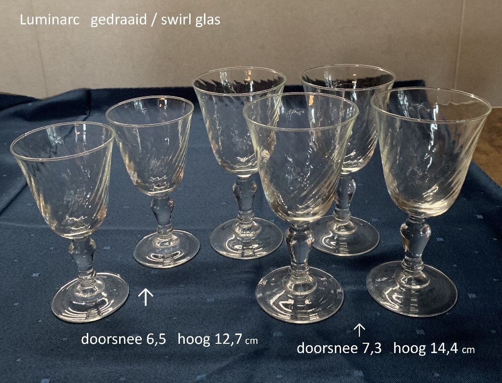 6 Luminarc wijnglazen, glazen, helder, gedraaid swirl glas, Huis en Inrichting, Keuken | Servies, Glas of Glazen, Ophalen of Verzenden