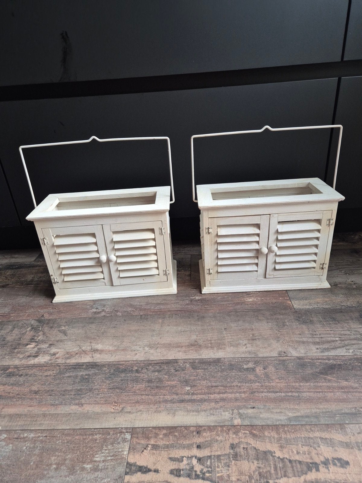 2 Decoratieve houten lantaarns met luiken, Hout, Gebruikt, Ophalen of Verzenden, Landelijk
