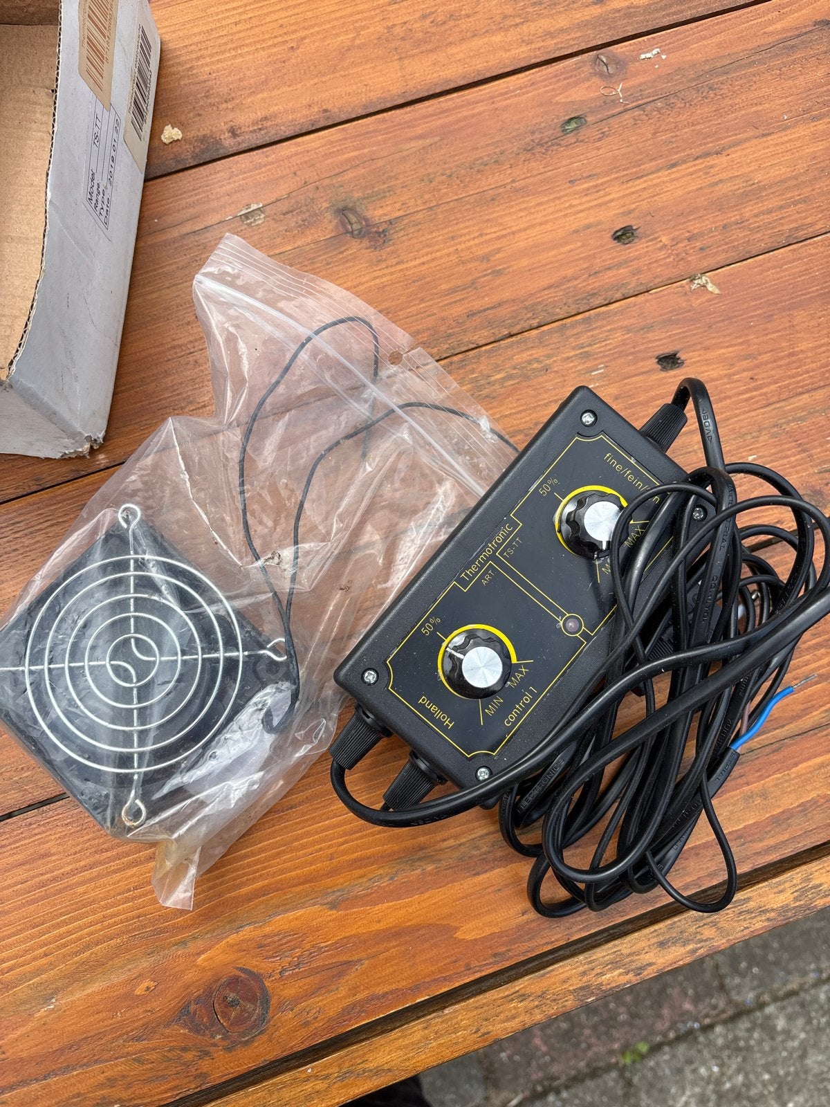 Nieuwe Ventilator en Thermostaat voor Broedmachine, Witgoed en Apparatuur, Ventilatoren, Ophalen of Verzenden, Nieuw, Overige