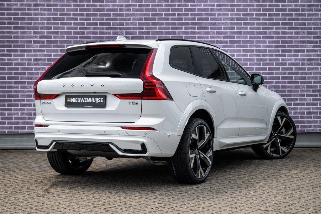 Volvo XC60 2.0 T8 Plug-in hybrid AWD Ultra Dark Executive Ed, Automaat, 12 maanden, Gebruikt, Euro 6