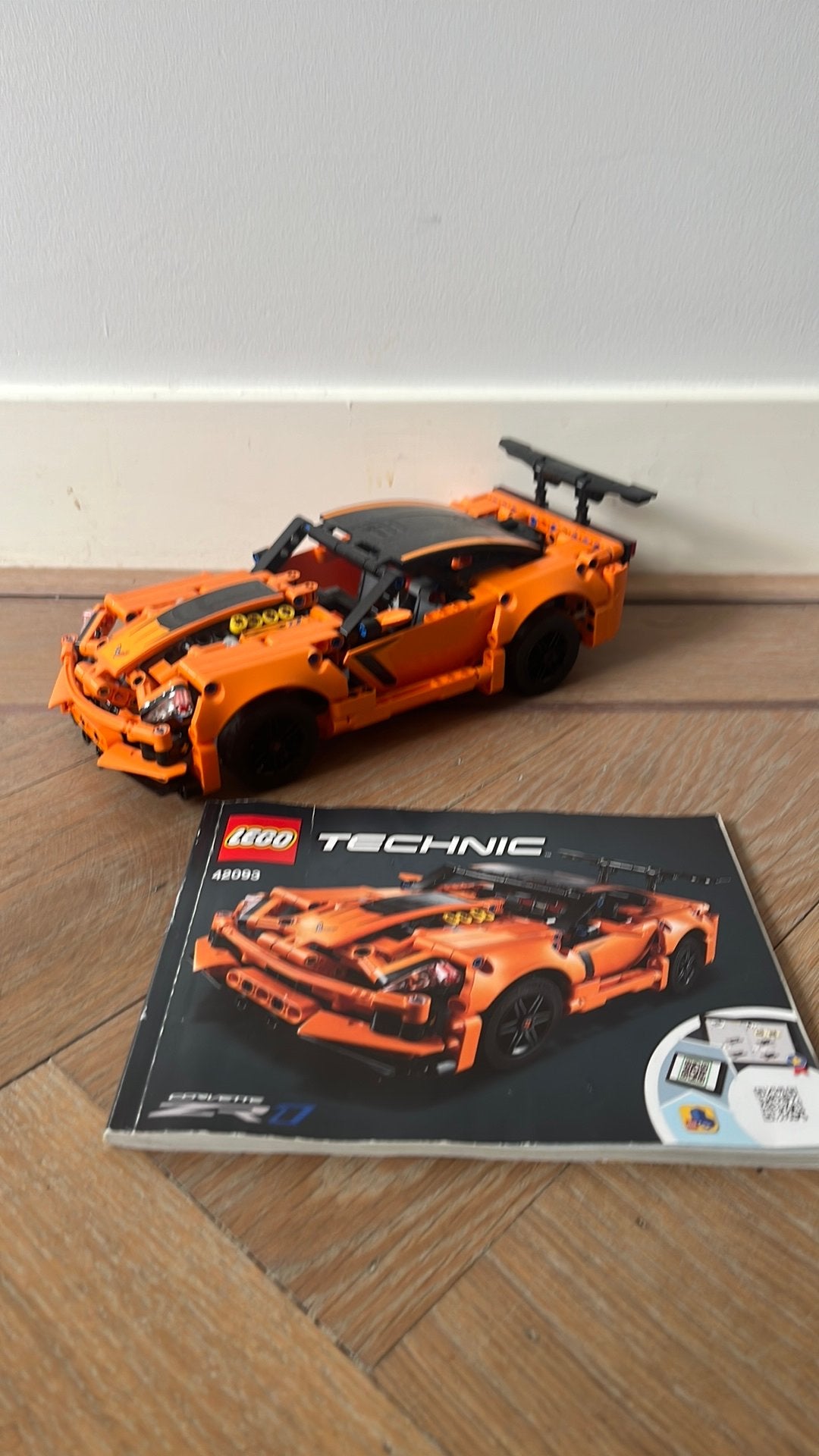 Lego Technic 42093 Chevrolet Corvette - compleet, Kinderen en Baby's, Speelgoed | Speelgoedvoertuigen, Ophalen of Verzenden, Zo goed als nieuw