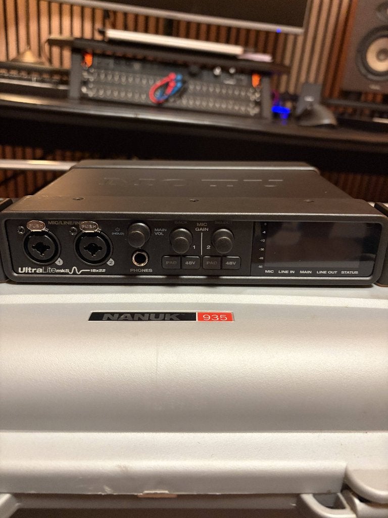 MOTU UltraLite-mk5 Audio Interface + Rack Ears, Computers en Software, Ophalen, Zo goed als nieuw, Extern, MOTU