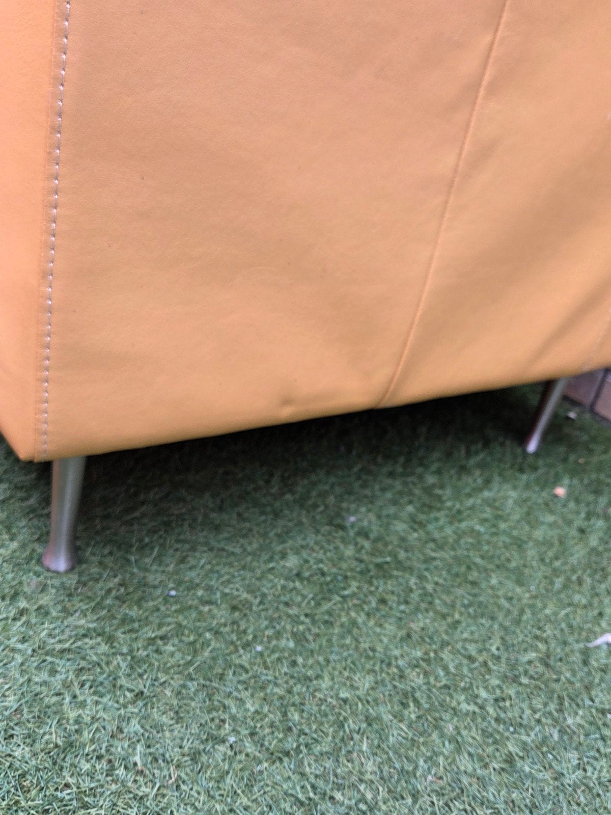 Te koop geel lederen sofa/ chaise longue, Ophalen of Verzenden, Eenpersoons