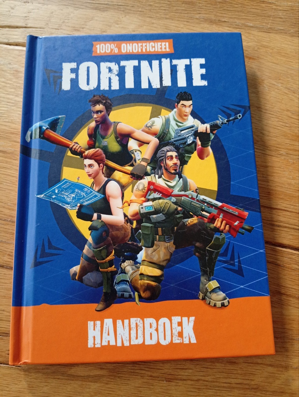 Fortnite Handboek - 100% Onofficieel, Ophalen of Verzenden, Zo goed als nieuw, Onbekend