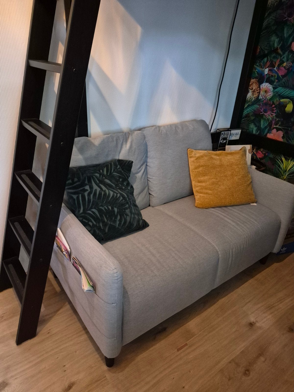 Angersby grijs IKEA bankje voor slaapkamer, Huis en Inrichting, Banken | Bankstellen, Ophalen, Gebruikt, Minder dan 75 cm, Tweepersoons