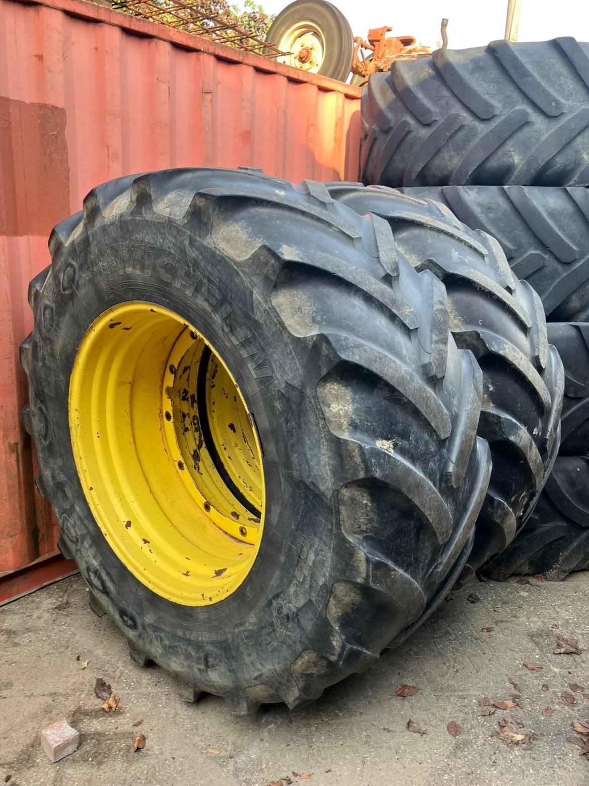 Michelin 650 75 r38 machXbib inclusief velgen, Ophalen of Verzenden