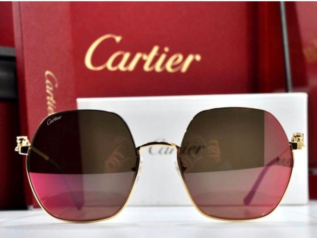 Super mooie Cartier pathere zonnebril, Overige merken, Zonnebril, Overige kleuren, Ophalen of Verzenden