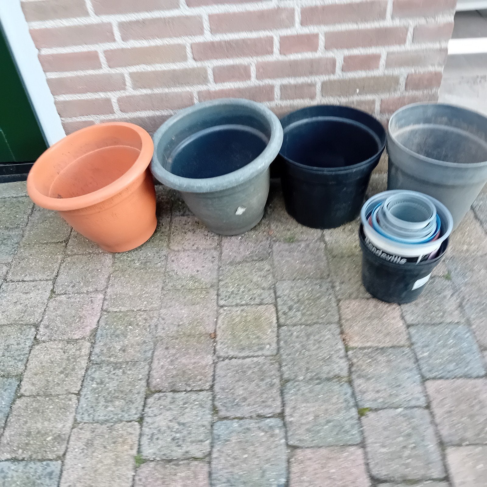 Diverse bloempotten voor  buiten, Tuin en Terras, 25 tot 40 cm, Gebruikt, Rond, Ophalen of Verzenden