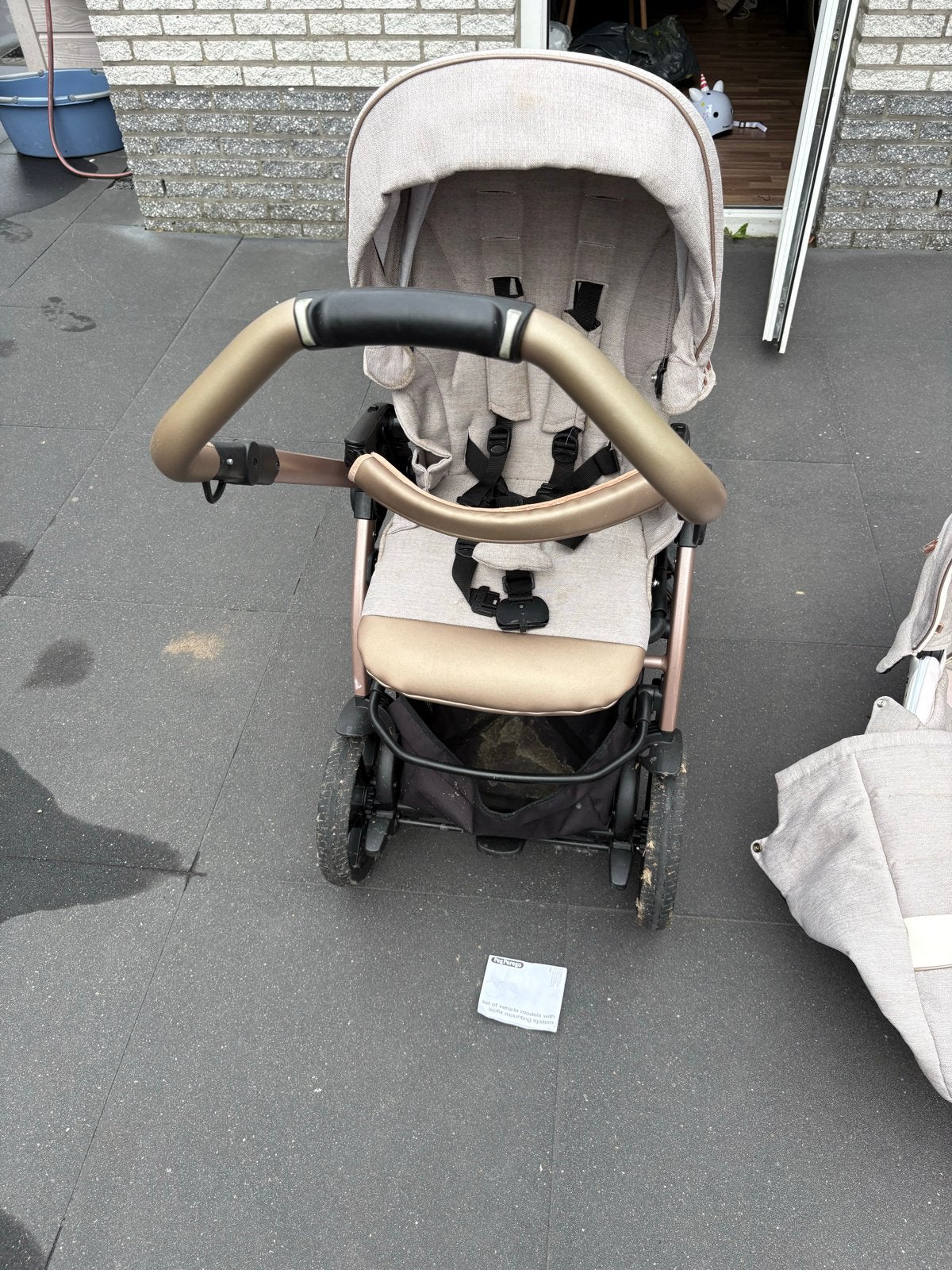 Peg Perego kinderwagen reiswieg, Maxi-Cosi en Isofix base, Kinderen en Baby's, Autogordel of Isofix, Gebruikt, Verstelbare rugleuning