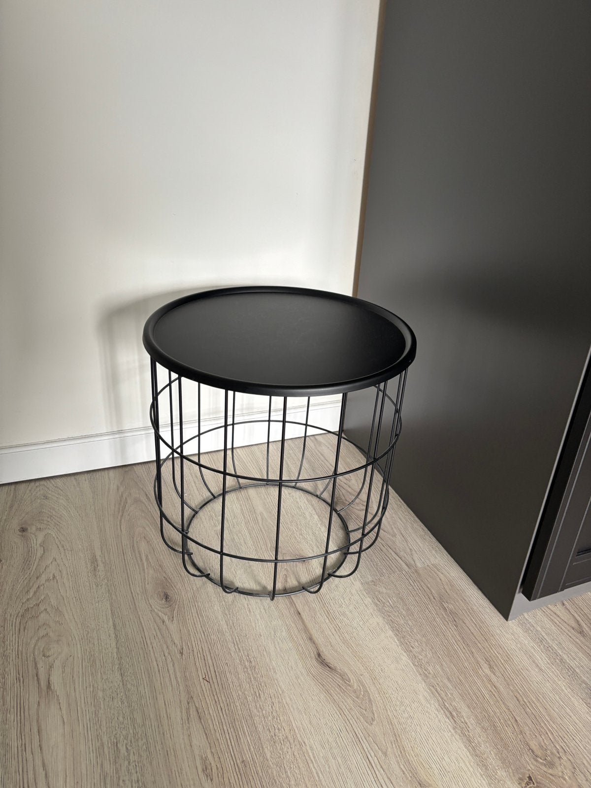 Bijzettafel, Ophalen, Zo goed als nieuw, Rond, Metaal of Aluminium