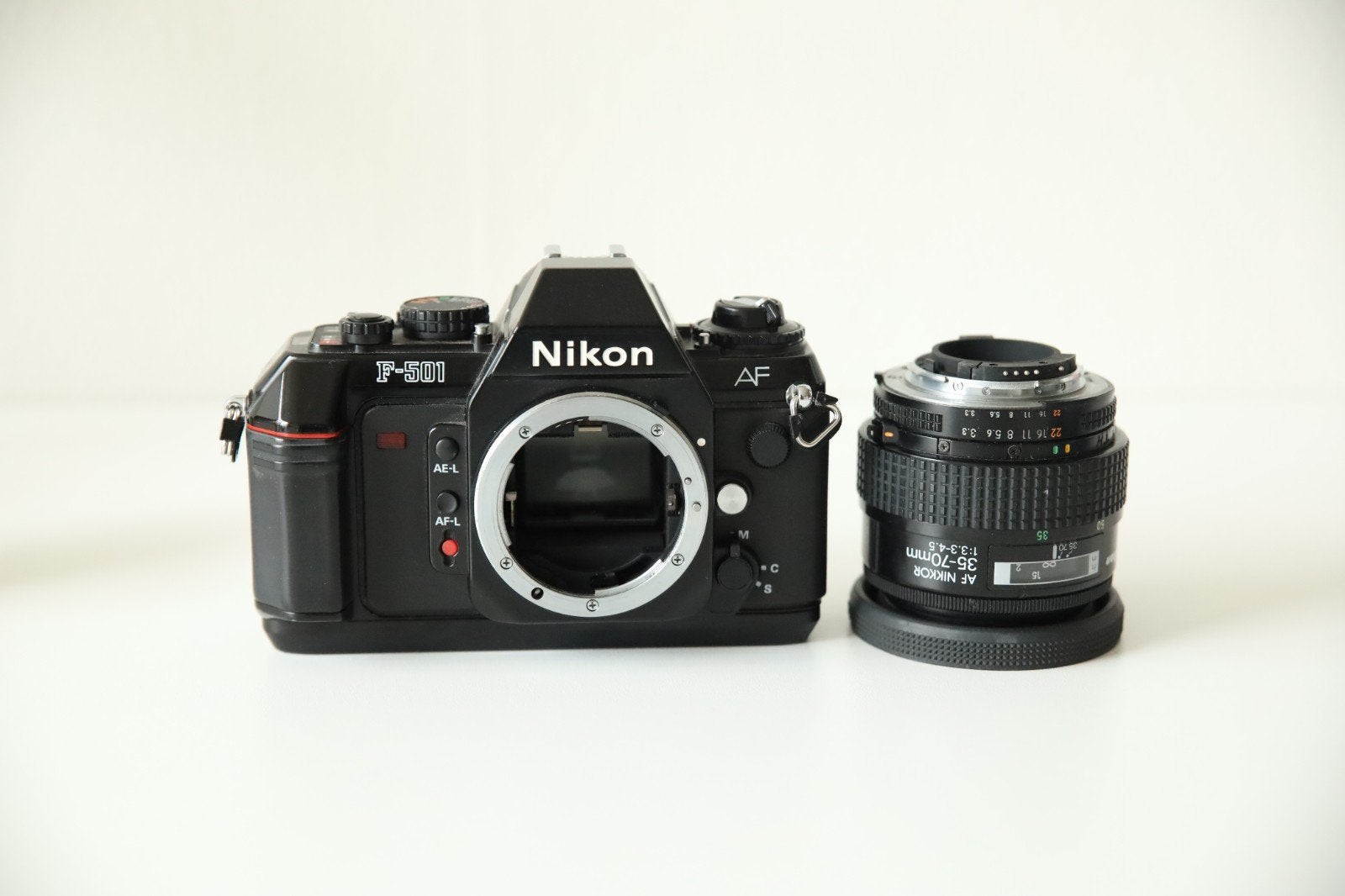 Nikon F501 35mm spiegelreflexcamera AF Nikkor lens - GETEST, Ophalen