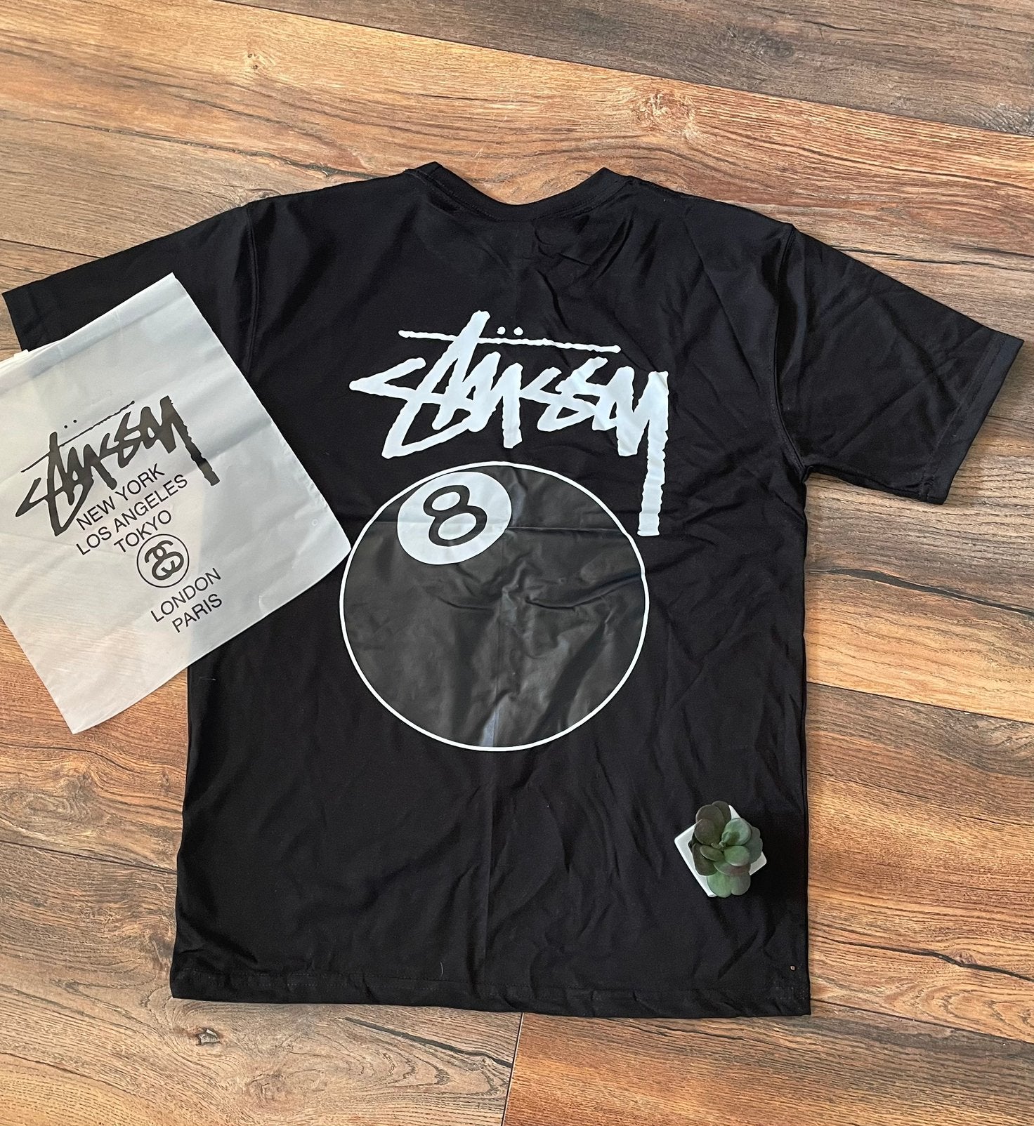 Stussy 8 Ball shirt Size S, Kleding | Heren, T-shirts, Ophalen of Verzenden, Zo goed als nieuw, Maat 46 (S) of kleiner, Wit