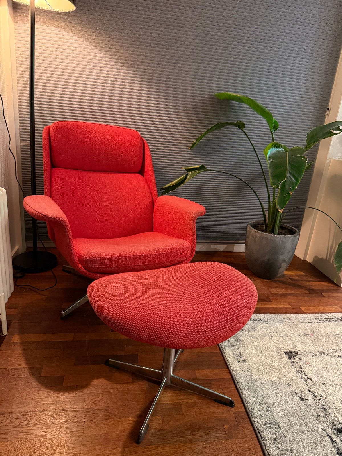 Vintage Olli Borg Rondo designfauteuil met voetenbank - Asko, Ophalen, Zo goed als nieuw, Stof, 75 tot 100 cm