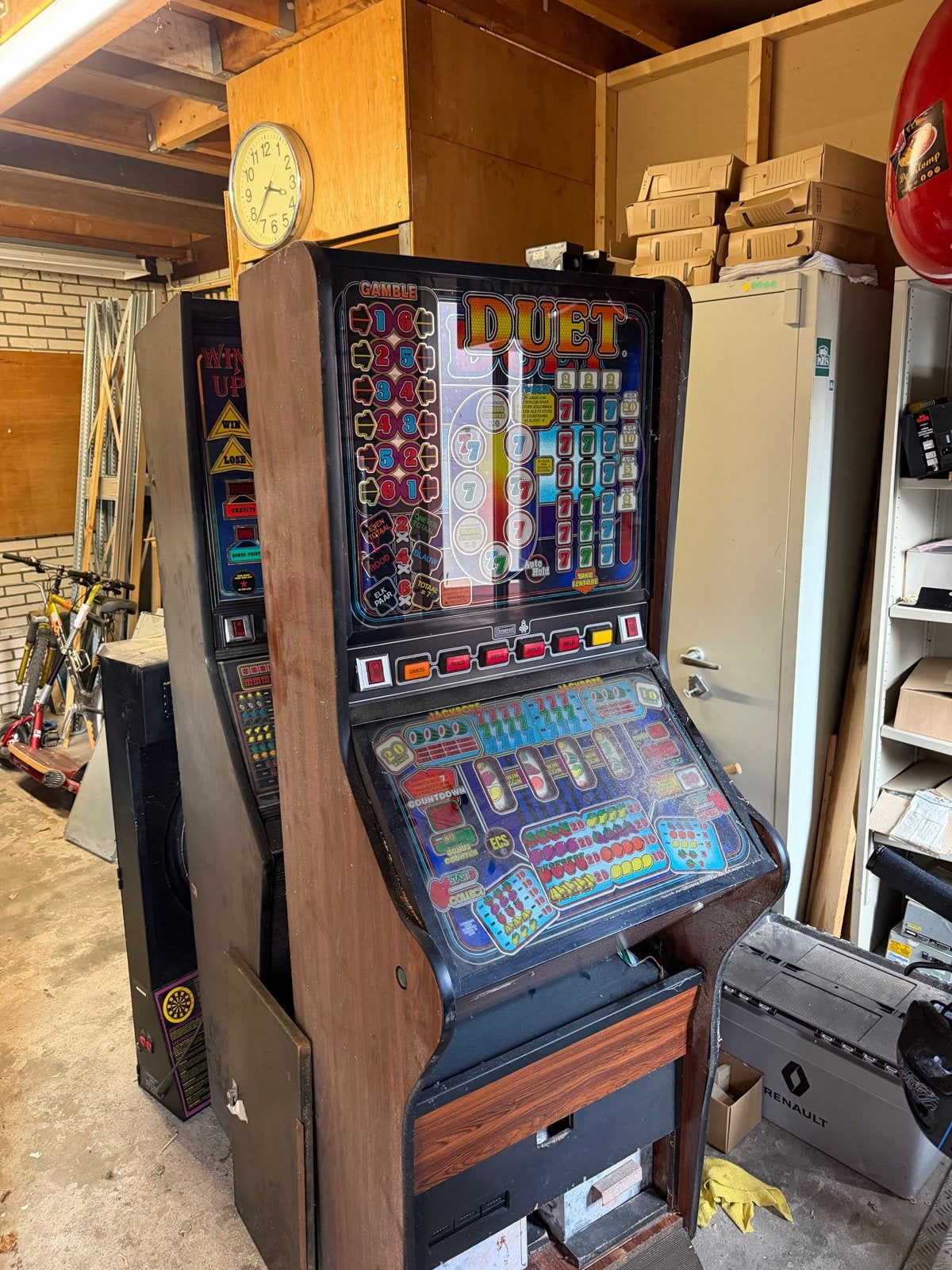 Gokkast Duet en Win Up, en Elektronisch Dartbord, Overige munten, Ophalen of Verzenden, Gebruikt