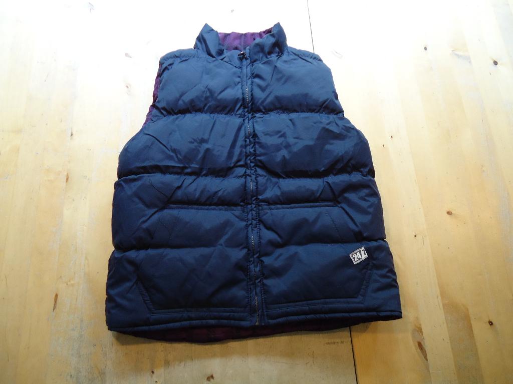 2 zijdig draagbare nette bodywarmer maat 134 - 140 (T21), Ophalen of Verzenden, Zo goed als nieuw, Jongen of Meisje, Jas