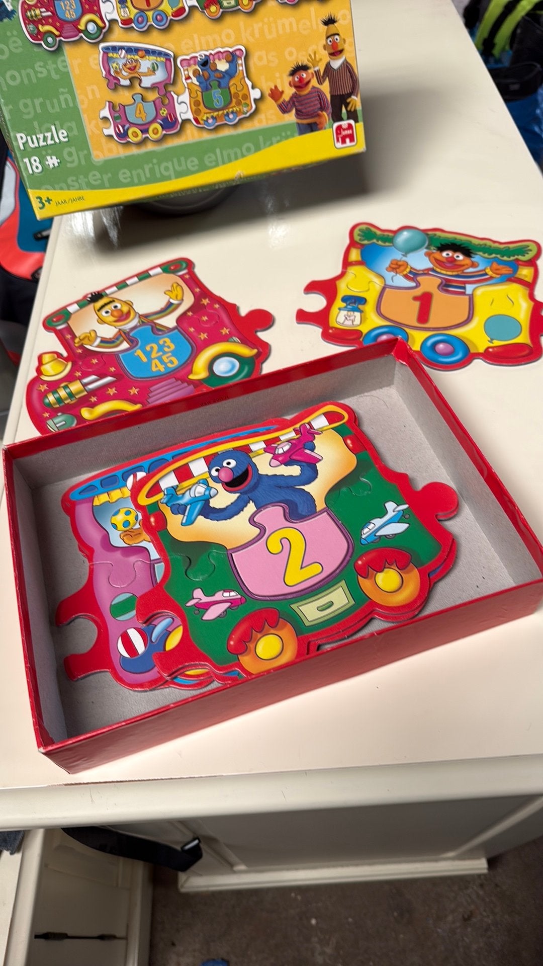 Sesamstraat kinderpuzzel, Ophalen, 10 tot 50 stukjes, Gebruikt, 2 tot 4 jaar