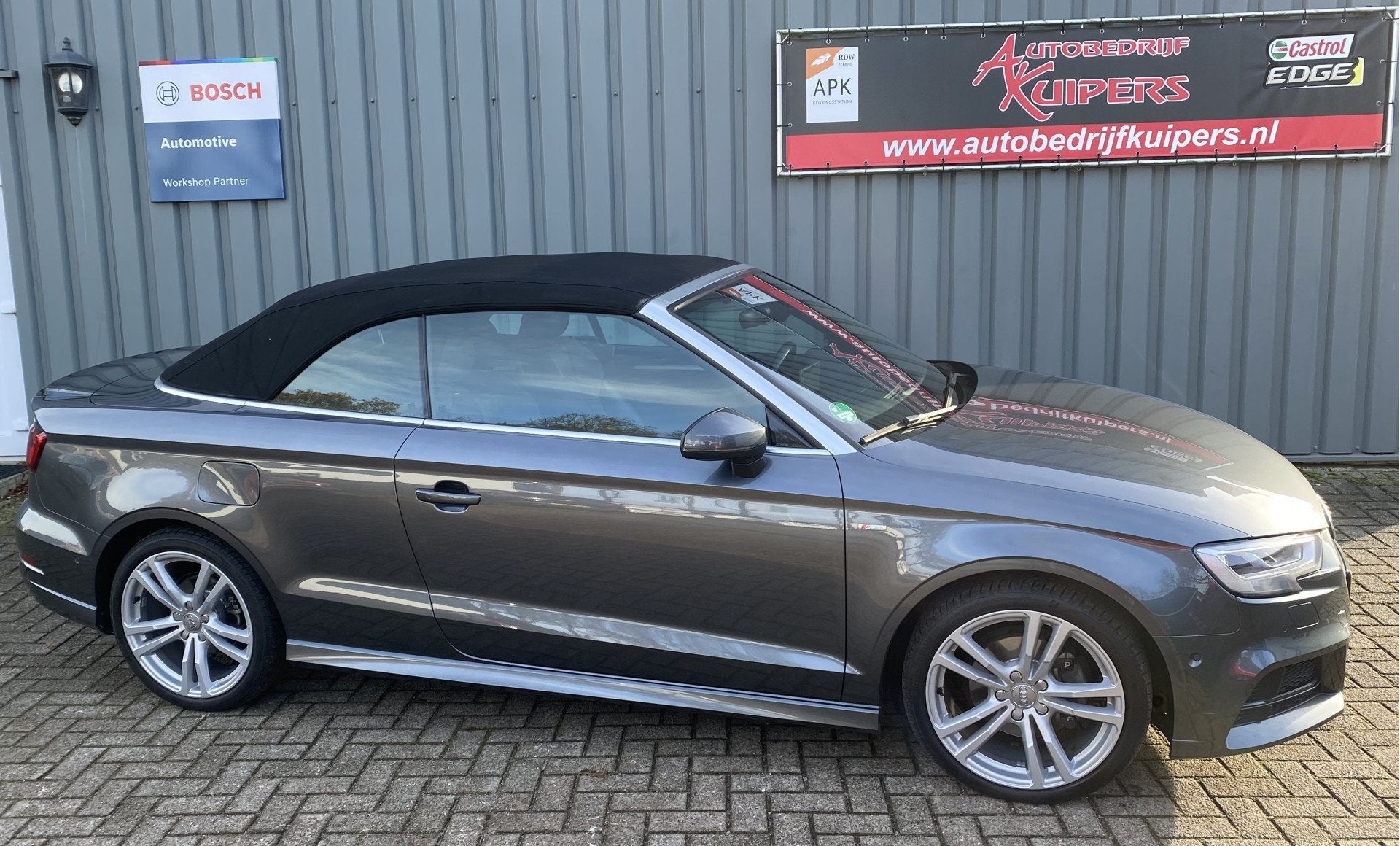 Audi A3 Cabriolet Automaat 1.5 TFSI CoD Sport S Line Edition, Auto's, Audi, Gebruikt, 4 stoelen, Origineel Nederlands, 19 km/l