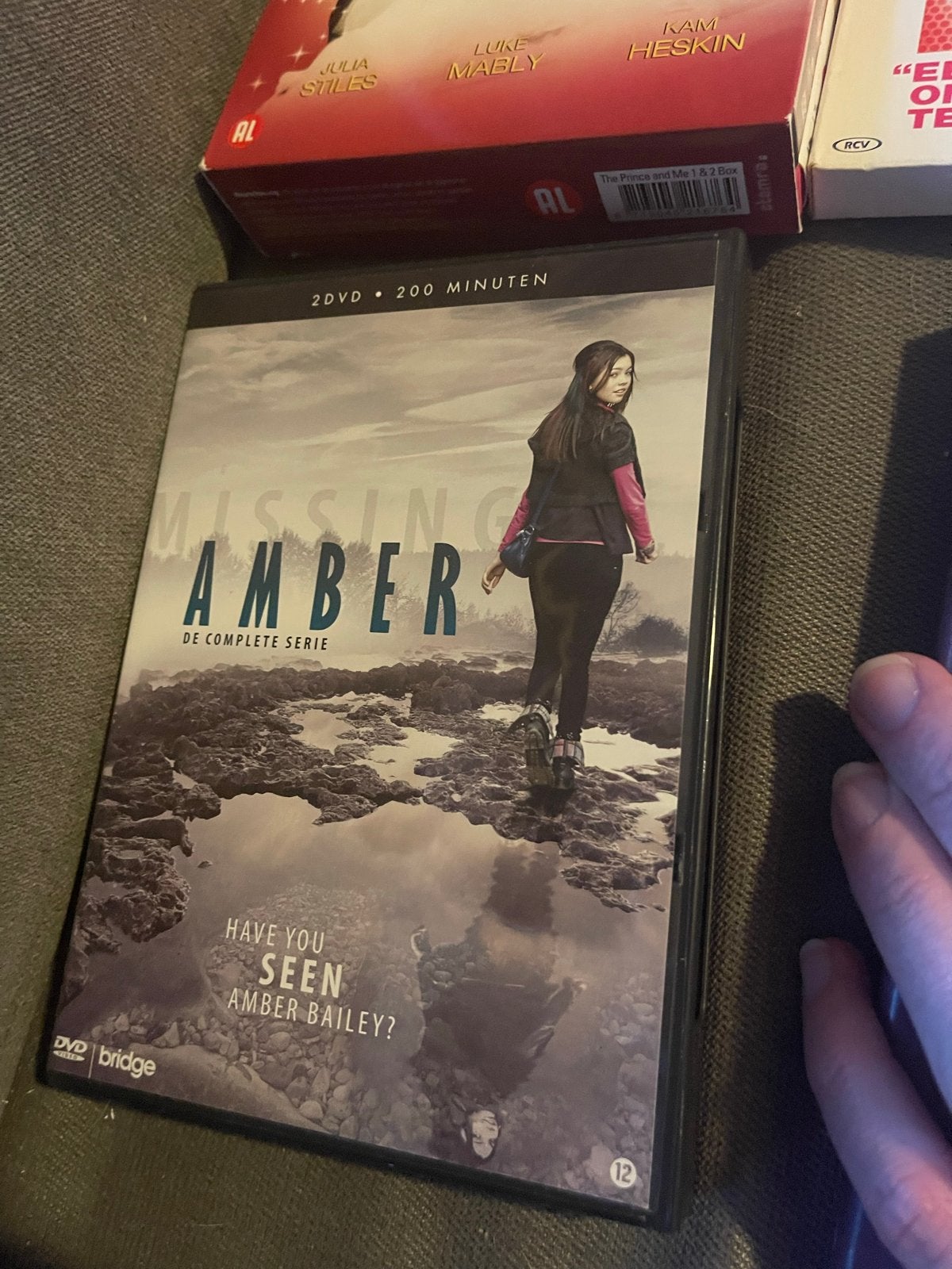 Missing Amber - De Complete Serie (2 DVD's), Vanaf 12 jaar, Ophalen of Verzenden, Gebruikt, Detective en Krimi