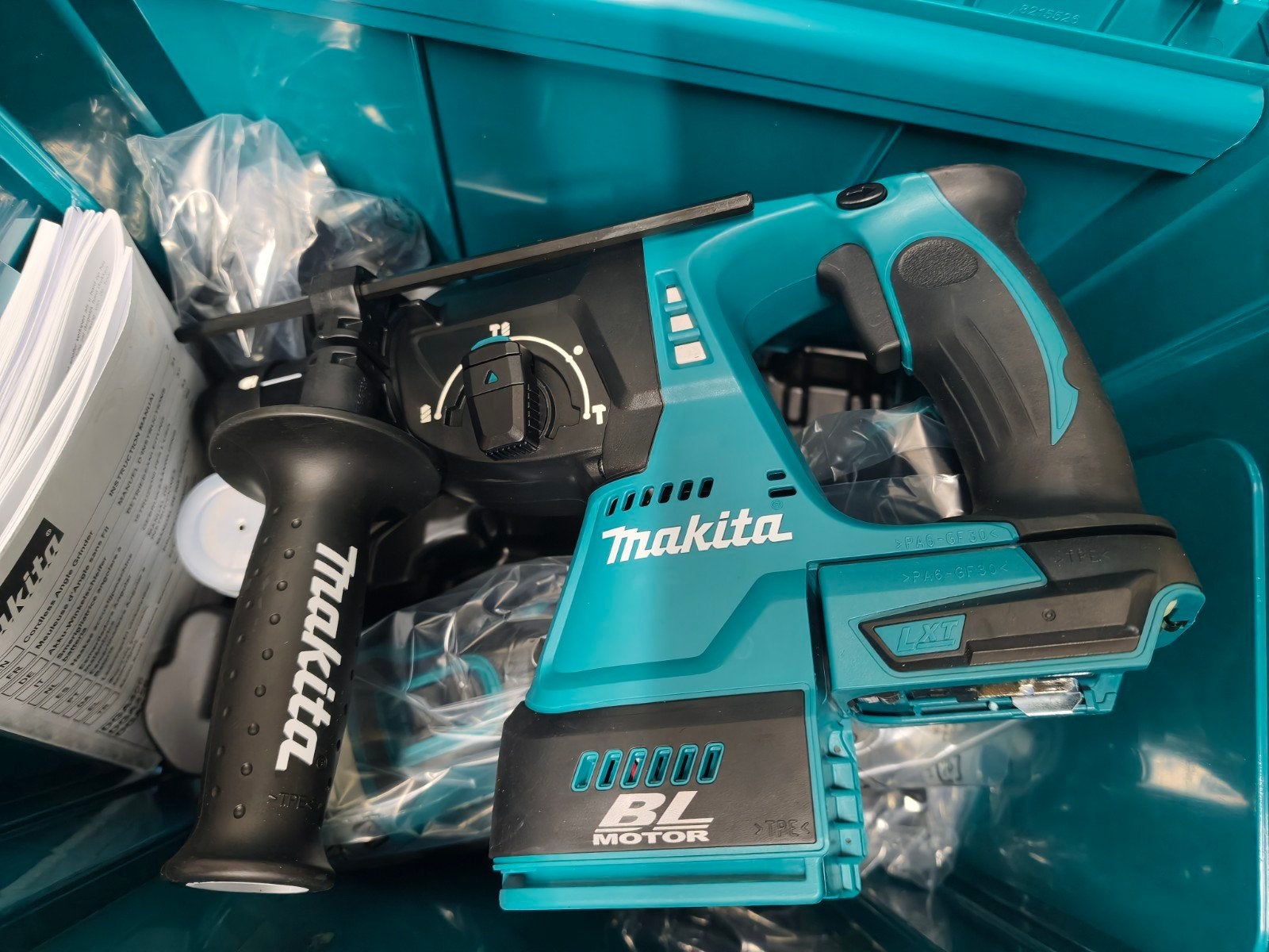 Makita DLX4193TJ Accu Combo Kit 18V - Nieuw, Ophalen, 600 watt of meer, Overige typen, Klopboormechanisme
