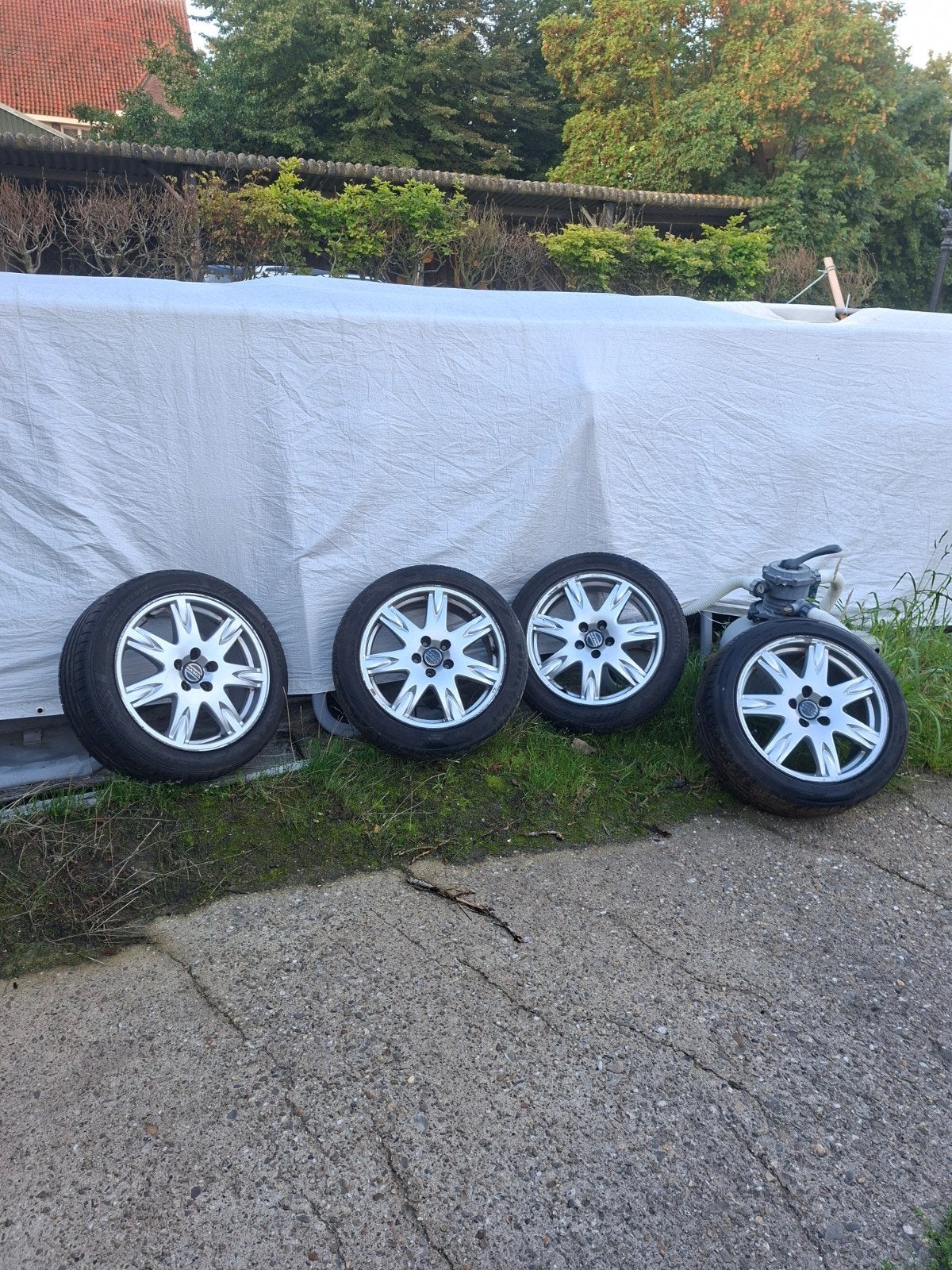 volvo v70 velgen met banden, Ophalen, 17 inch, 205 mm, Band(en)