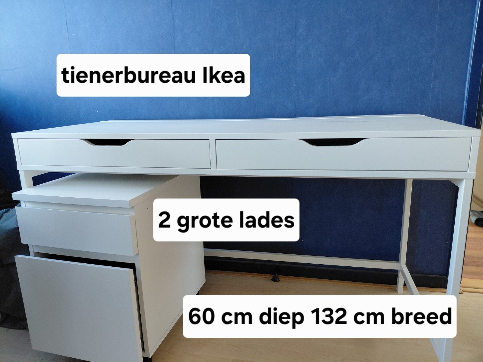 mooi tienerbureau Ikea. wit, Ophalen, Spaanplaat of MDF, Zo goed als nieuw, IKEA