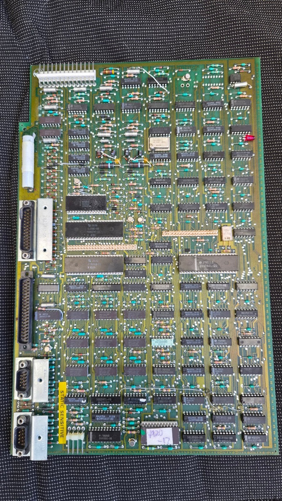 Vintage printplaat met chips - Elektronische component, Computers en Software, Ophalen of Verzenden, Gebruikt