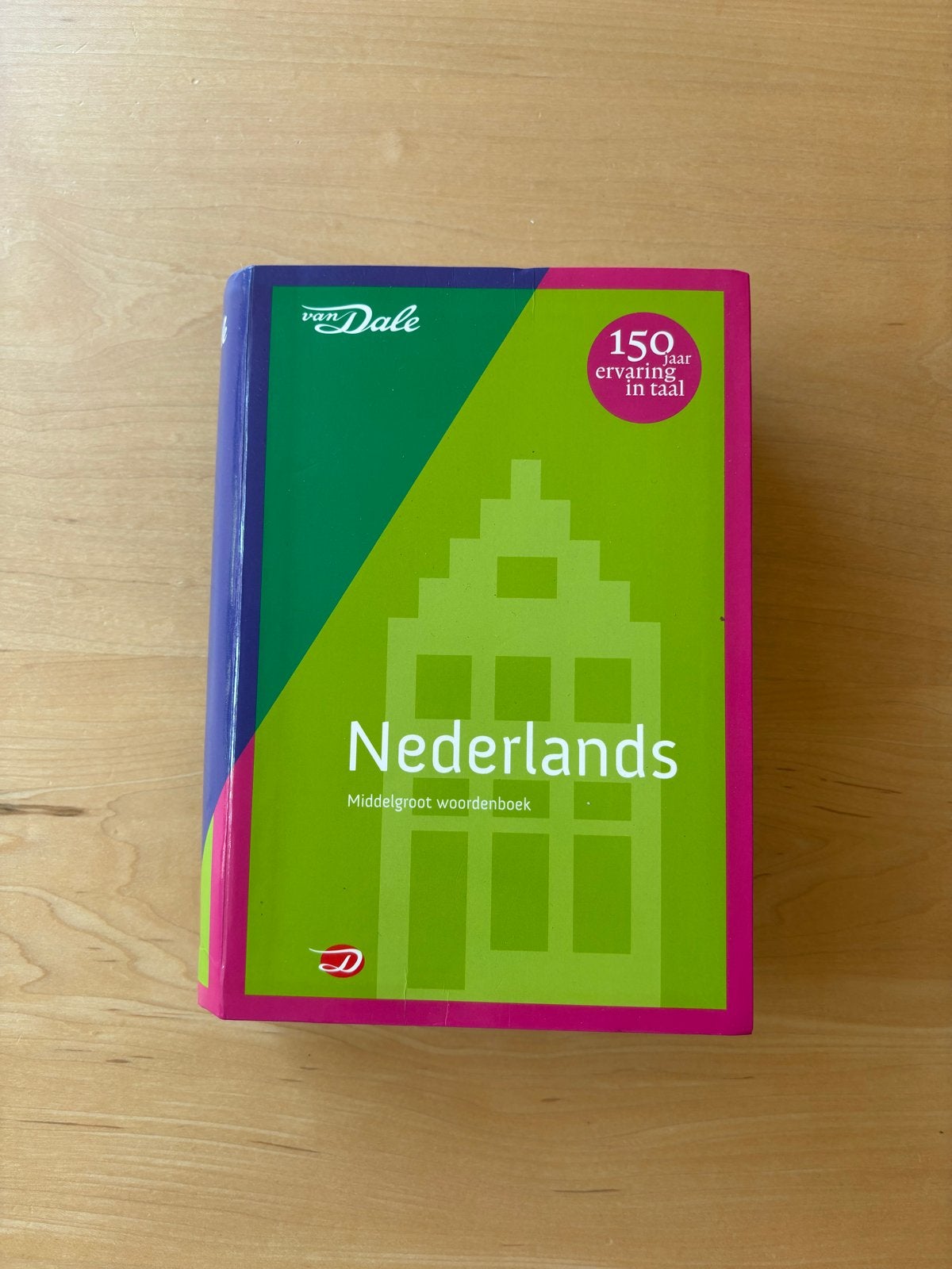 Van Dale Nederlands Middelgroot woordenboek, Boeken, Ophalen of Verzenden, Zo goed als nieuw, Van Dale, Nederlands