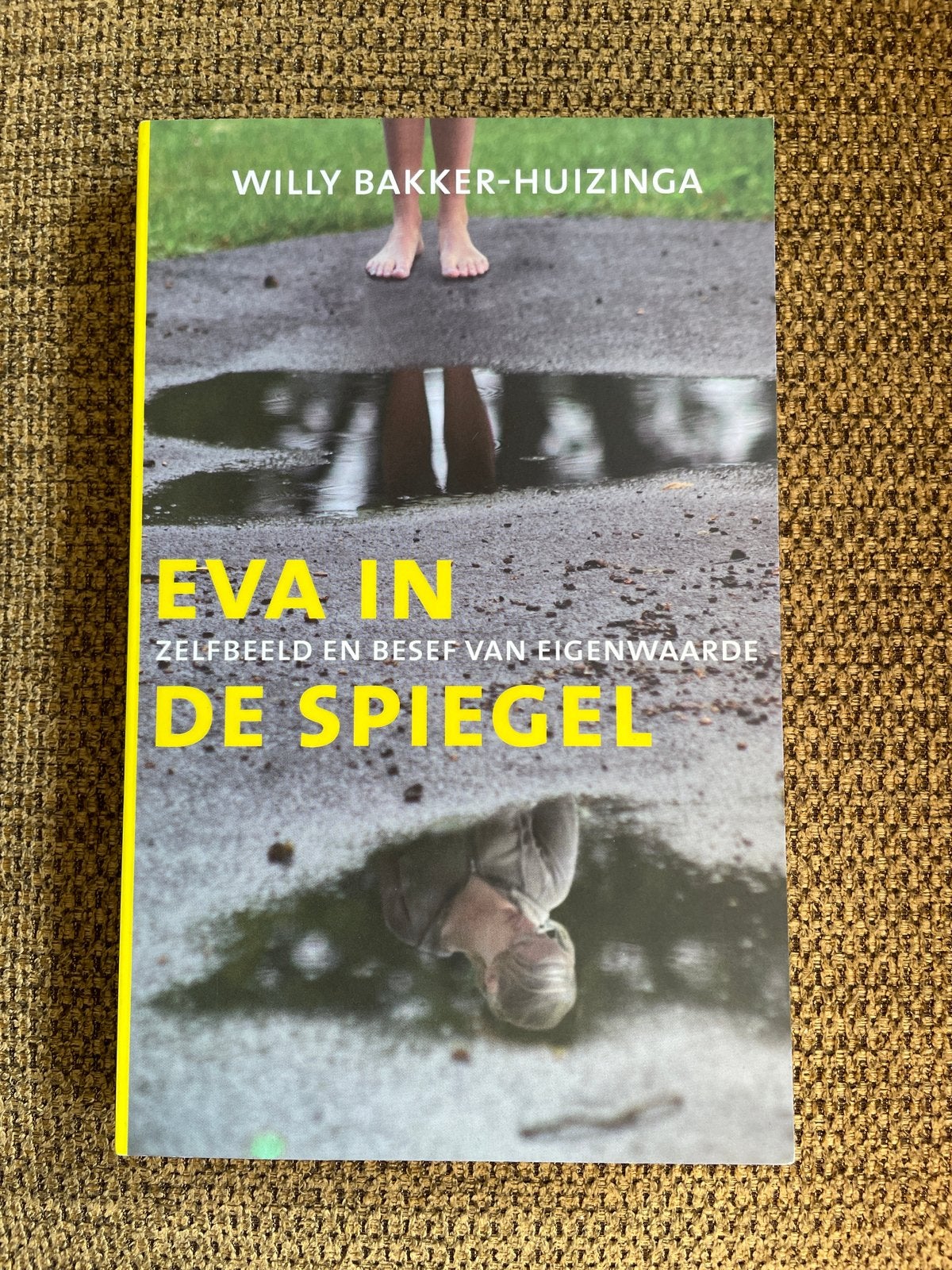 W. Bakker-Huizinga - Eva in de spiegel, Boeken, Ophalen of Verzenden, Zo goed als nieuw, W. Bakker-Huizinga