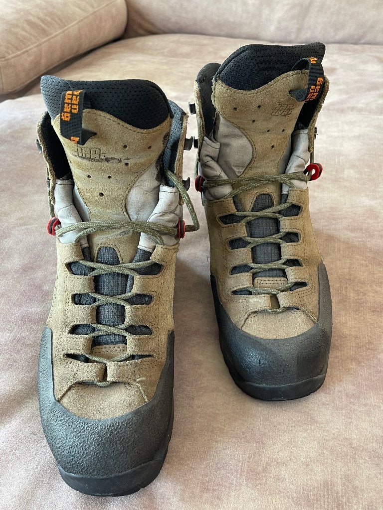 Bergschoenen, Ophalen of Verzenden, Zo goed als nieuw, Schoenen
