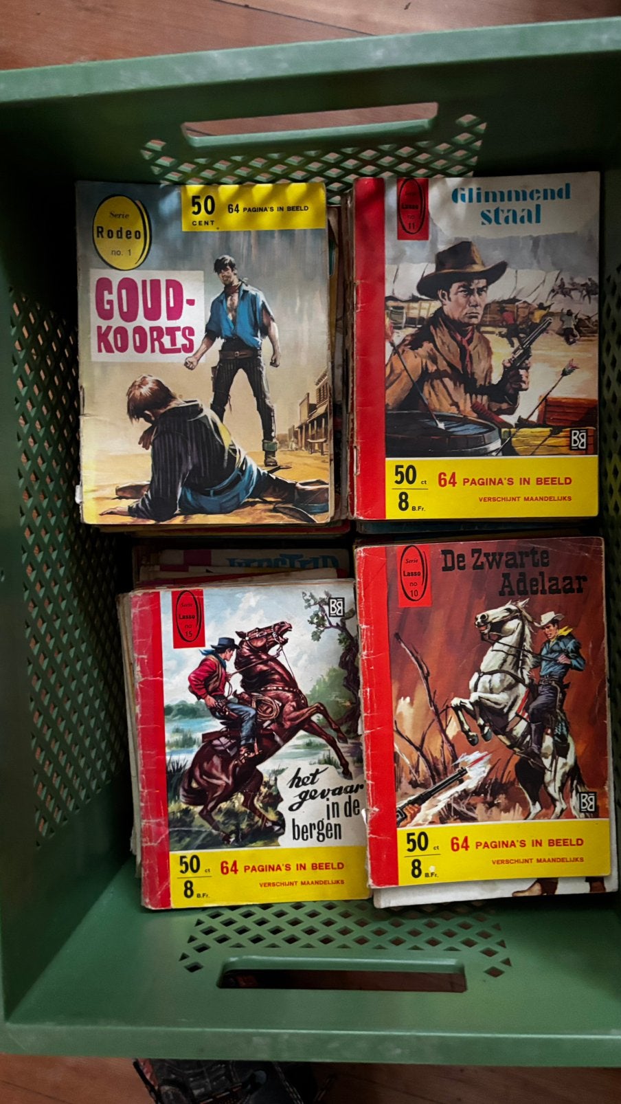 Lasso mini strips stripboeken, Boeken, Meerdere stripboeken, Ophalen of Verzenden, Zo goed als nieuw