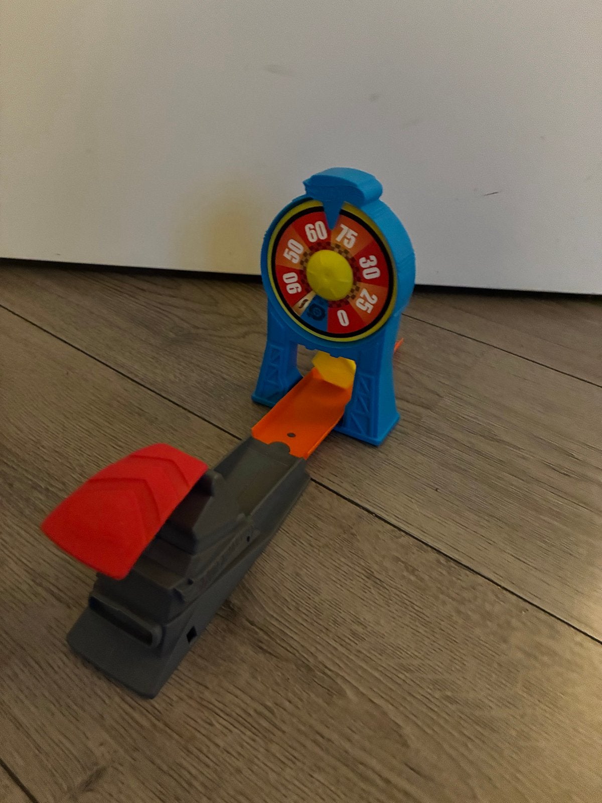 Hot Wheels Racebaan met scorebord, Ophalen, Racebaan, Zo goed als nieuw, Hot Wheels