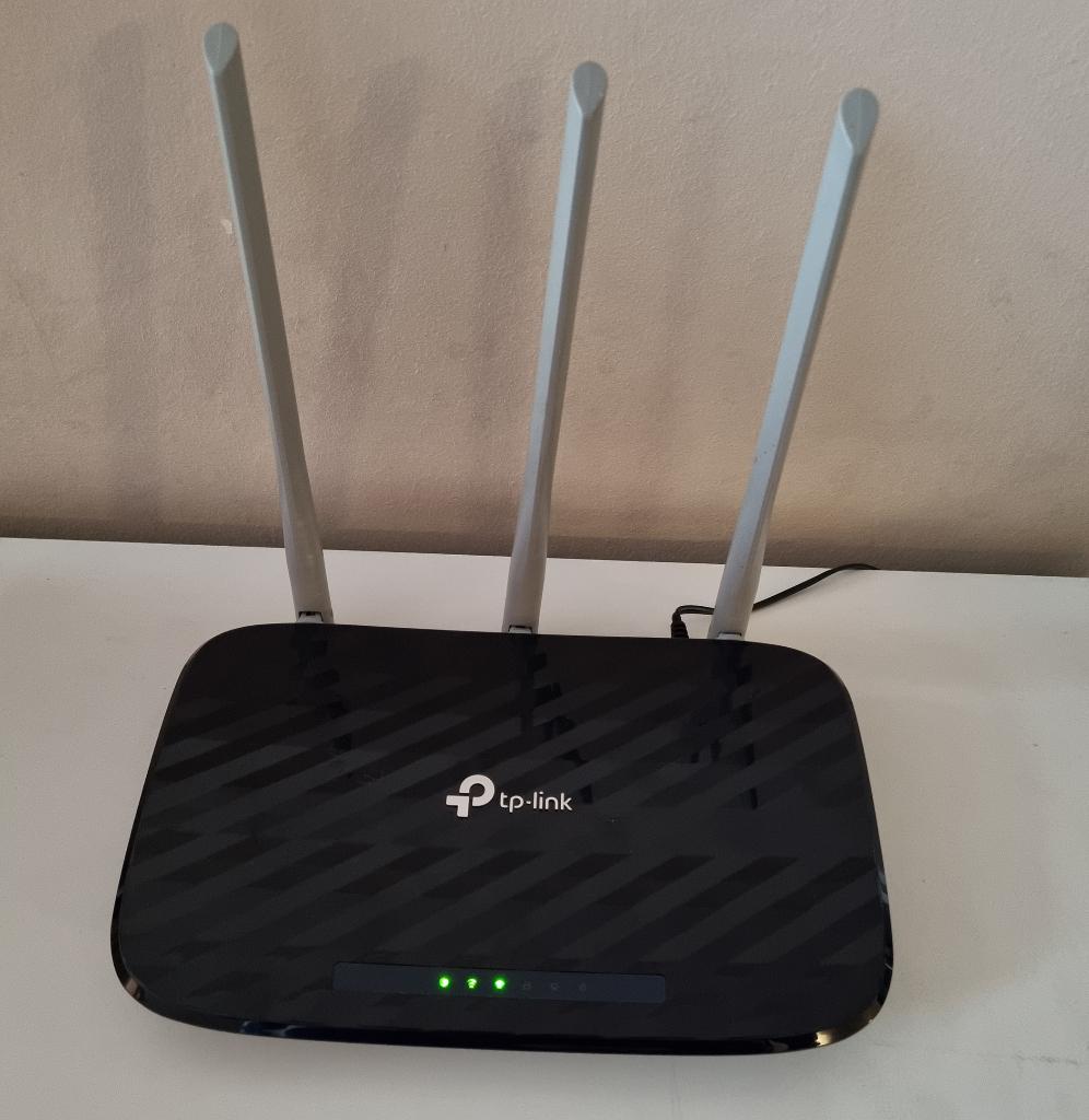 Tp-link Archer C20 wifi-router, Computers en Software, Routers en Modems, Ophalen of Verzenden, Zo goed als nieuw, Router met modem