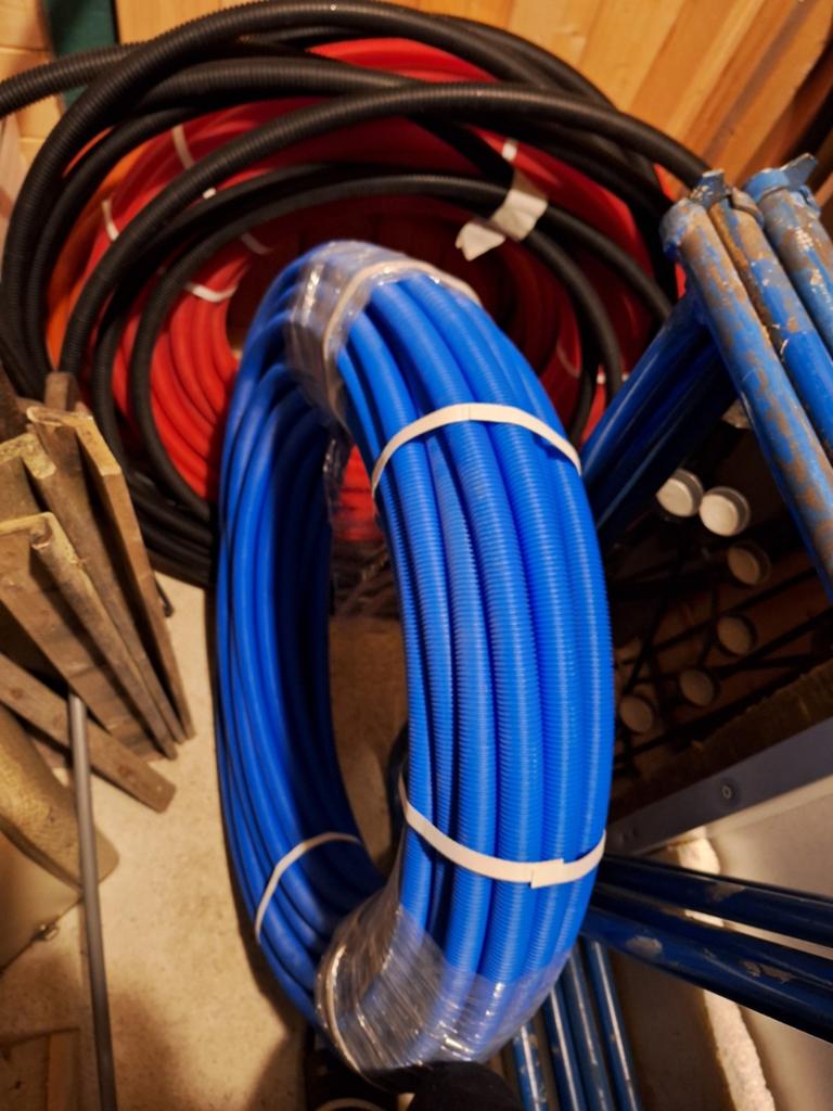 Flexibele mantelbuis, diverse kleuren en lengtes., Overige materialen, 6 meter of meer, Overige typen, Nieuw