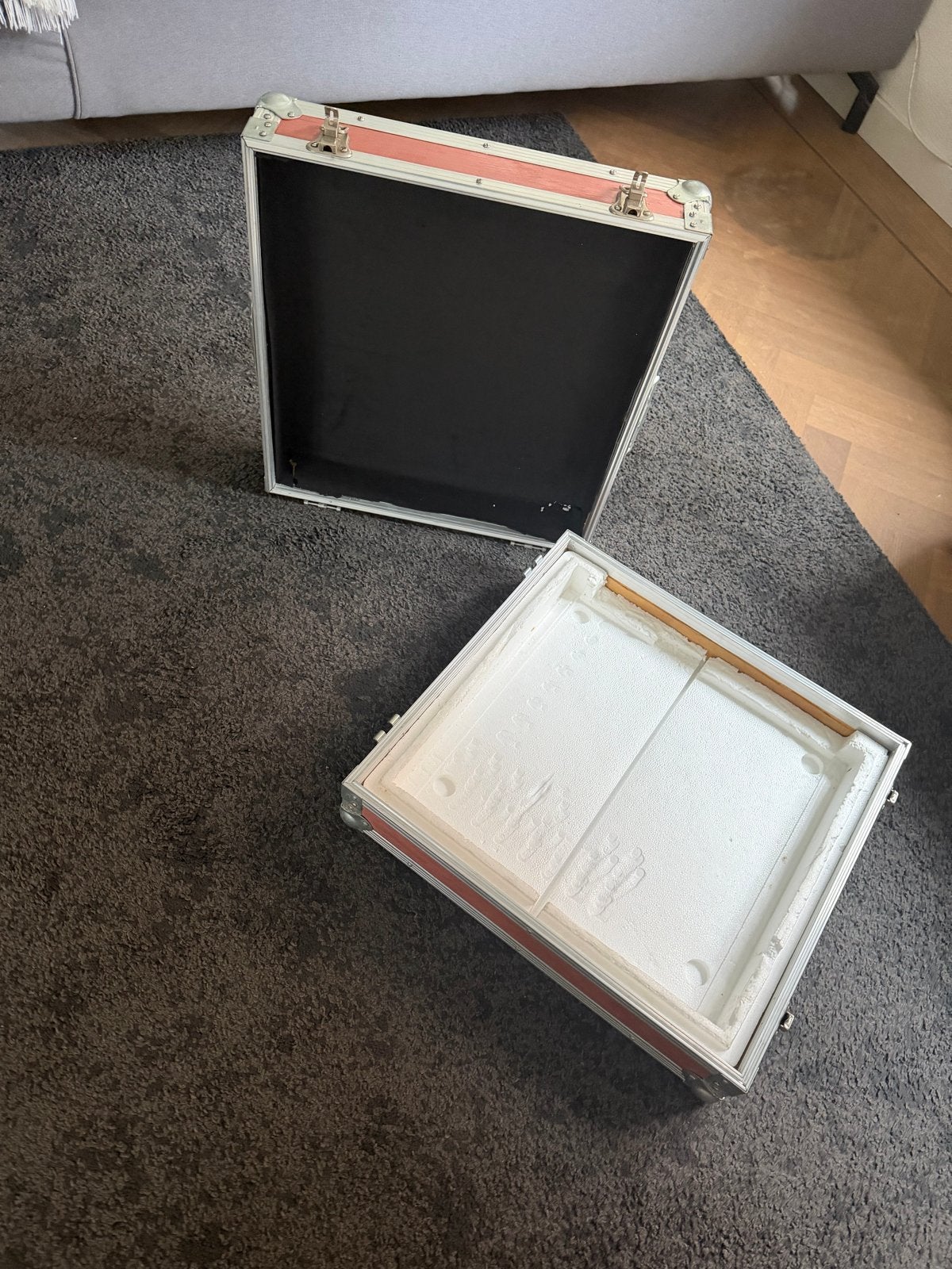 Stevige Flightcase - Ideaal voor apparatuur of instrumenten, Ophalen of Verzenden, Gebruikt, Overige instrumenten, Flightcase